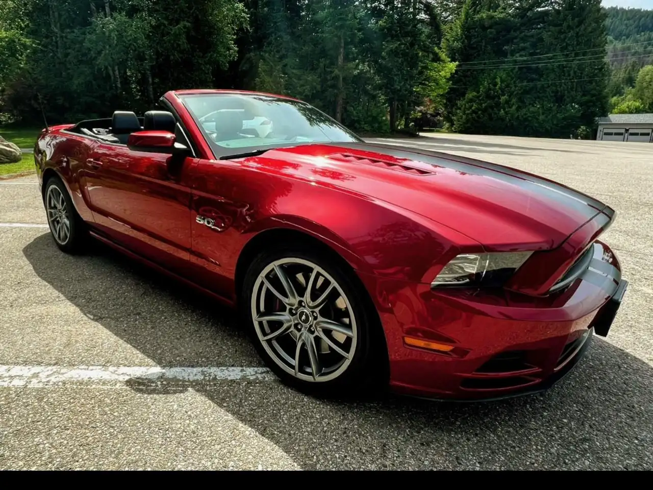 Ford Mustang снимка Ford Mustang