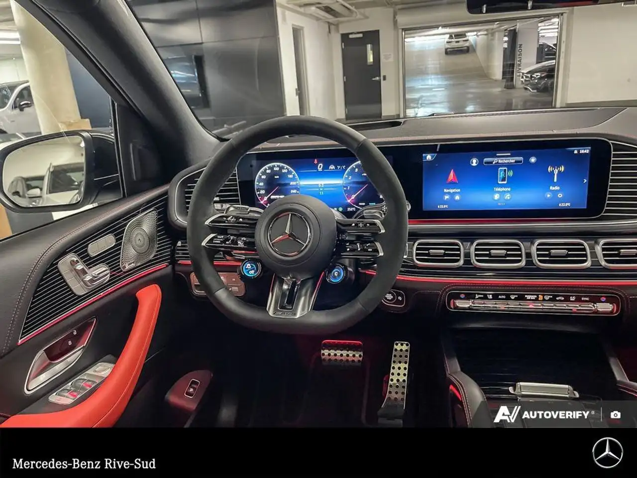 Mercedes-Benz GLE снимка Mercedes-Benz GLE