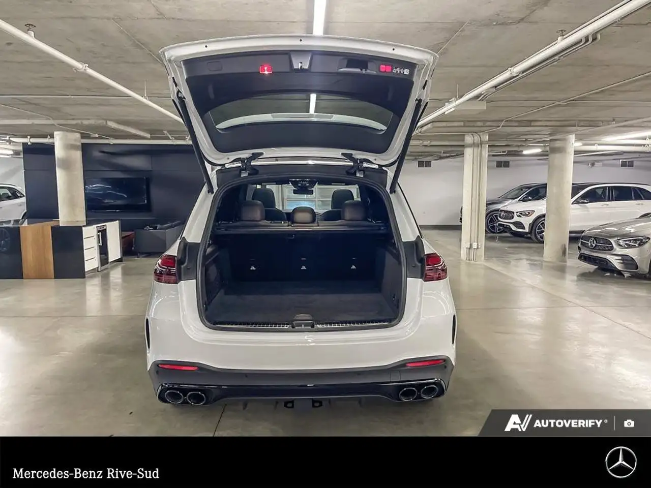 Mercedes-Benz GLE снимка Mercedes-Benz GLE