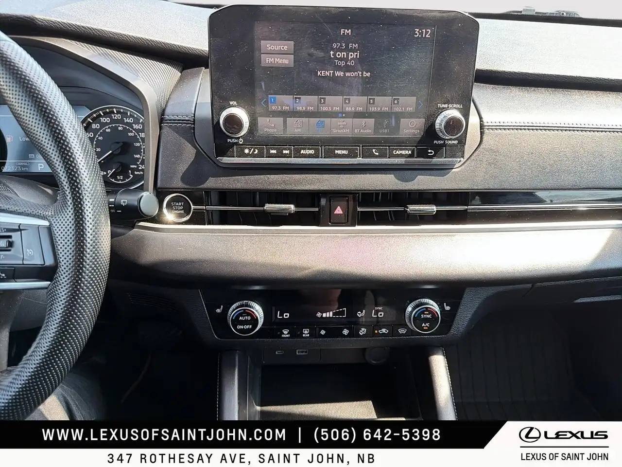 Mitsubishi Outlander photo Mitsubishi Outlander