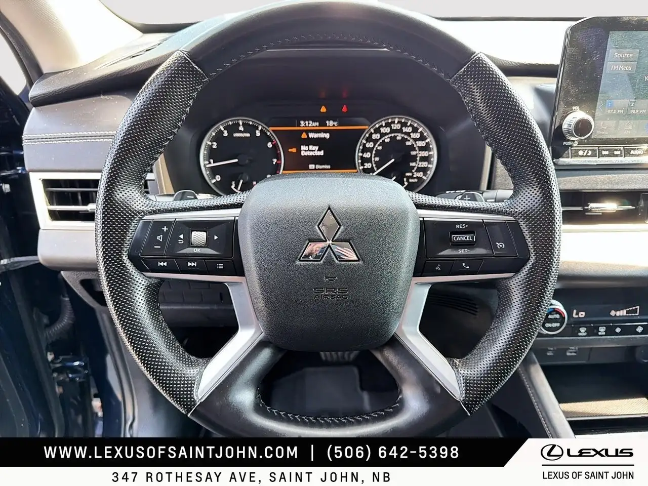 Mitsubishi Outlander photo Mitsubishi Outlander
