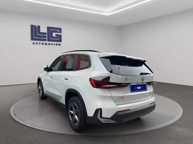 BMW X1 view 7