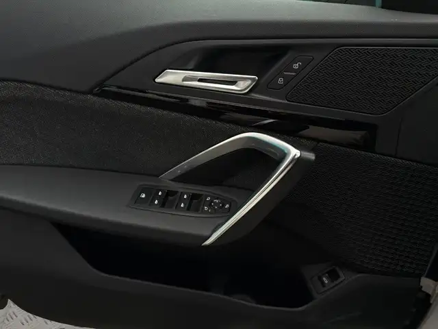 BMW X1 view 13