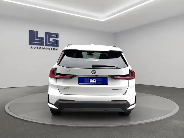 BMW X1 view 6