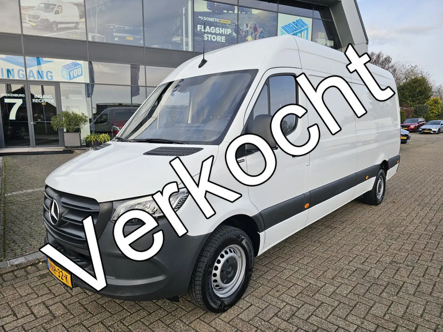 Mercedes-Benz Sprinter 317 CDI L3-H2 Handgeschakeld * LED * Trekhaak * MB Blanc - 1