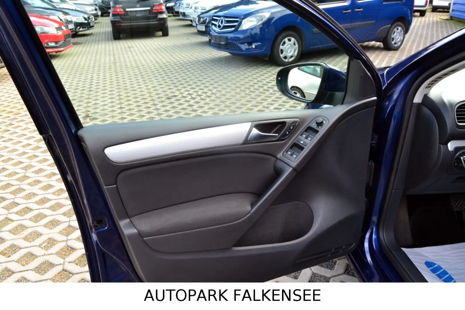 Volkswagen Golf GOLF VI TEAM FACELIFT ATM MOTOR BI-XENON-AUTOMAT Bleu - 2