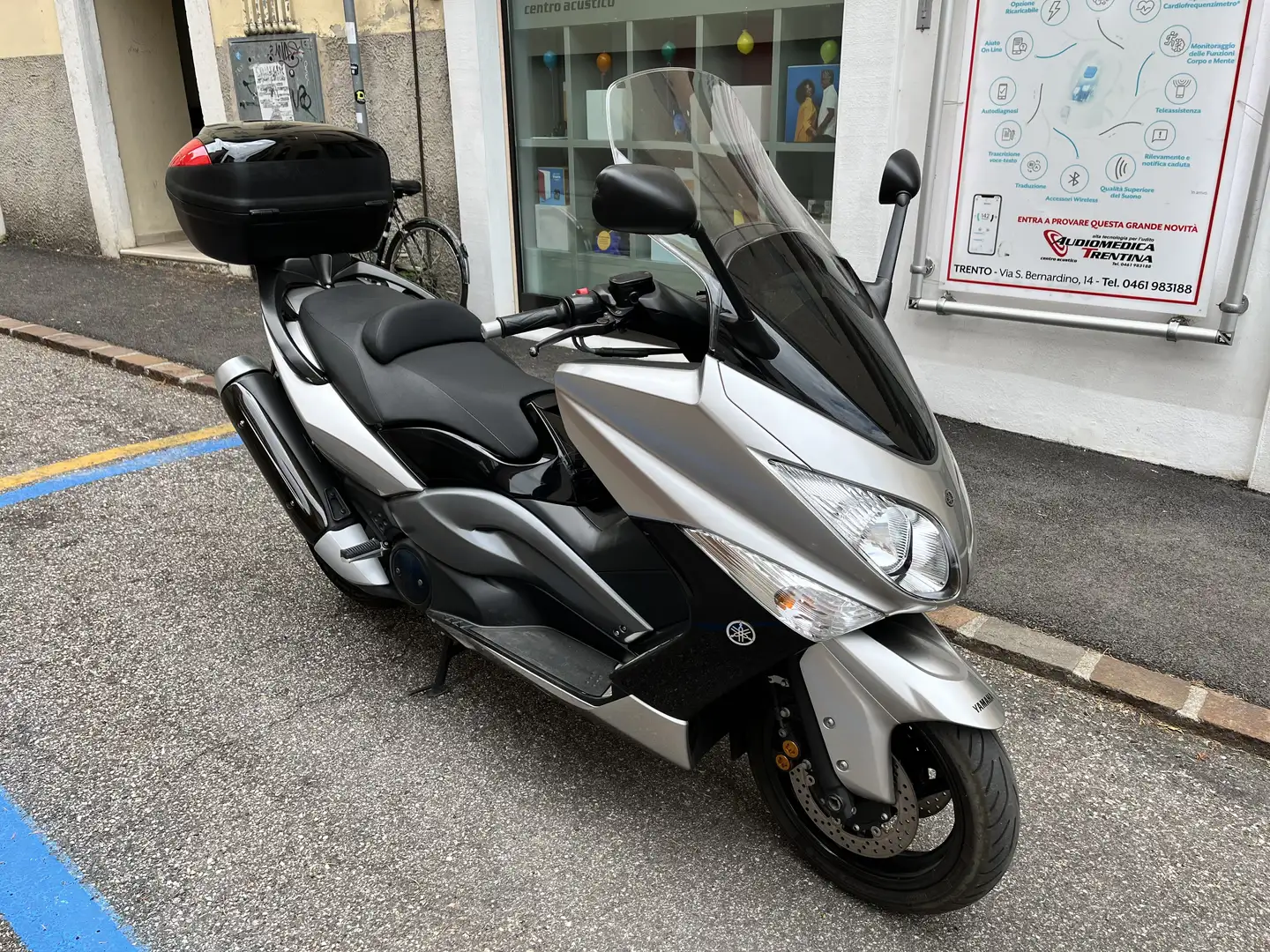 Yamaha TMAX 500 - 1