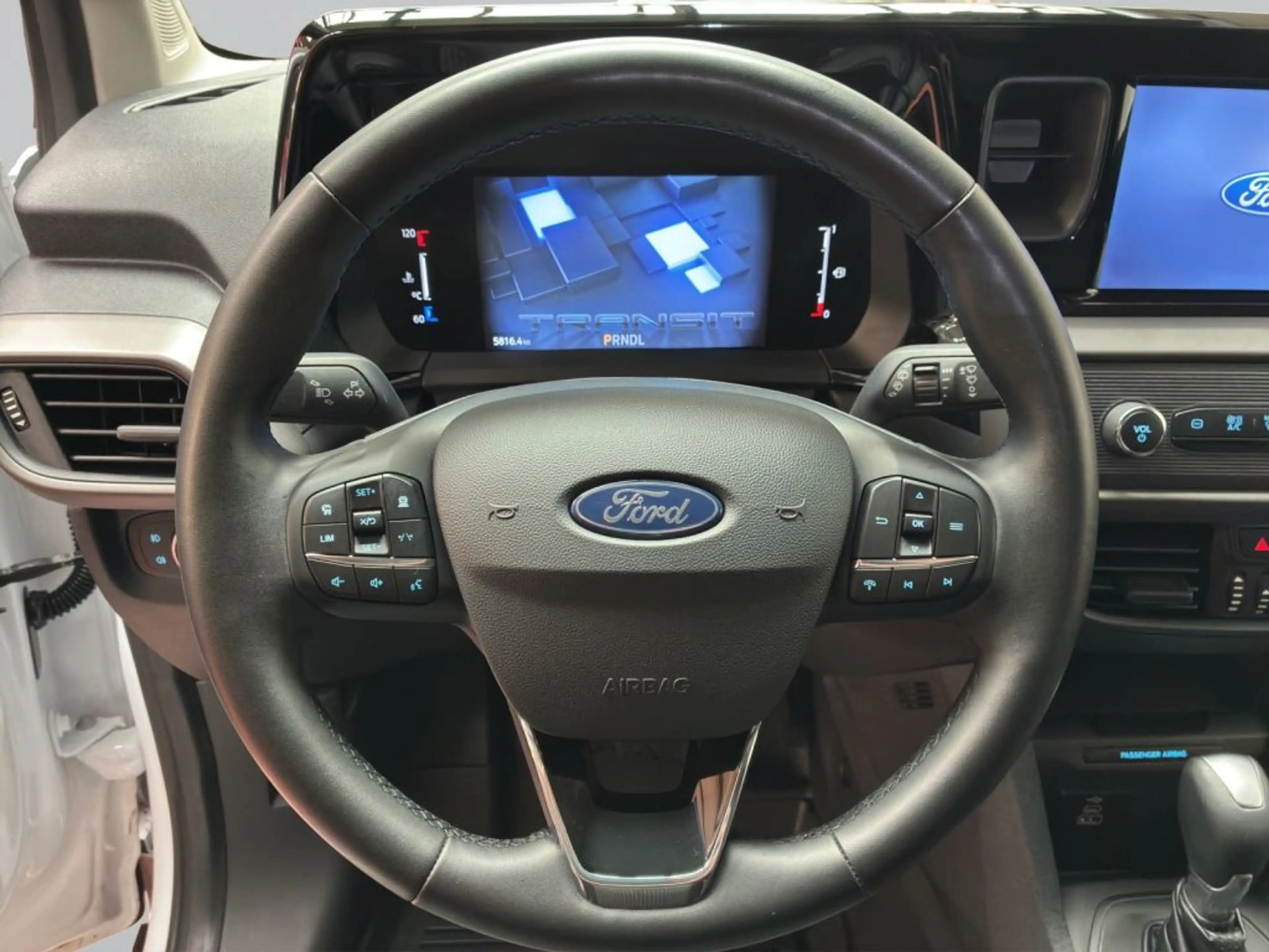 Ford Transit Courier 1,0 l EcoBoost Aut. Trend — photo 7