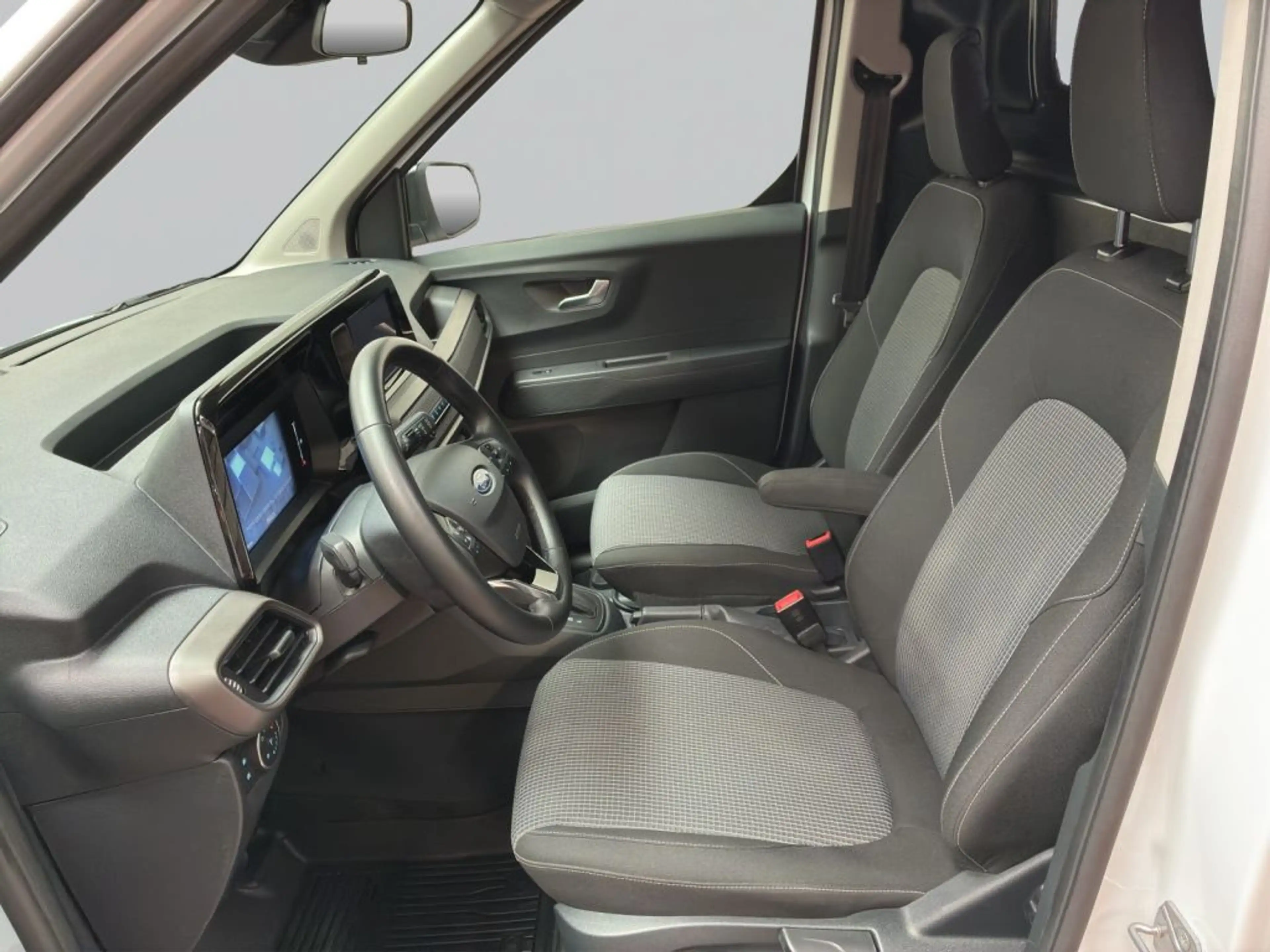 Ford Transit Courier 1,0 l EcoBoost Aut. Trend — photo 5
