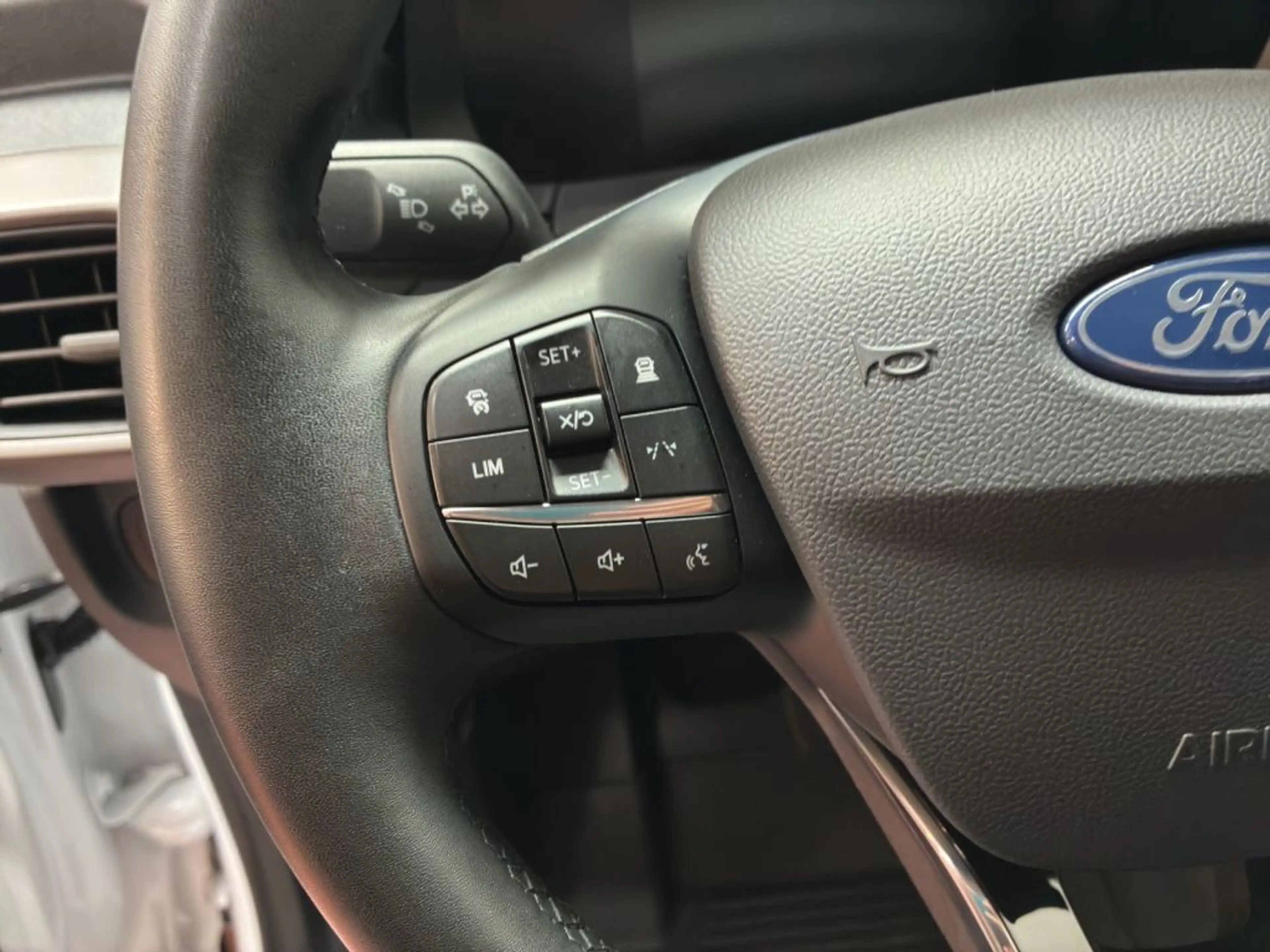 Ford Transit Courier 1,0 l EcoBoost Aut. Trend — photo 13