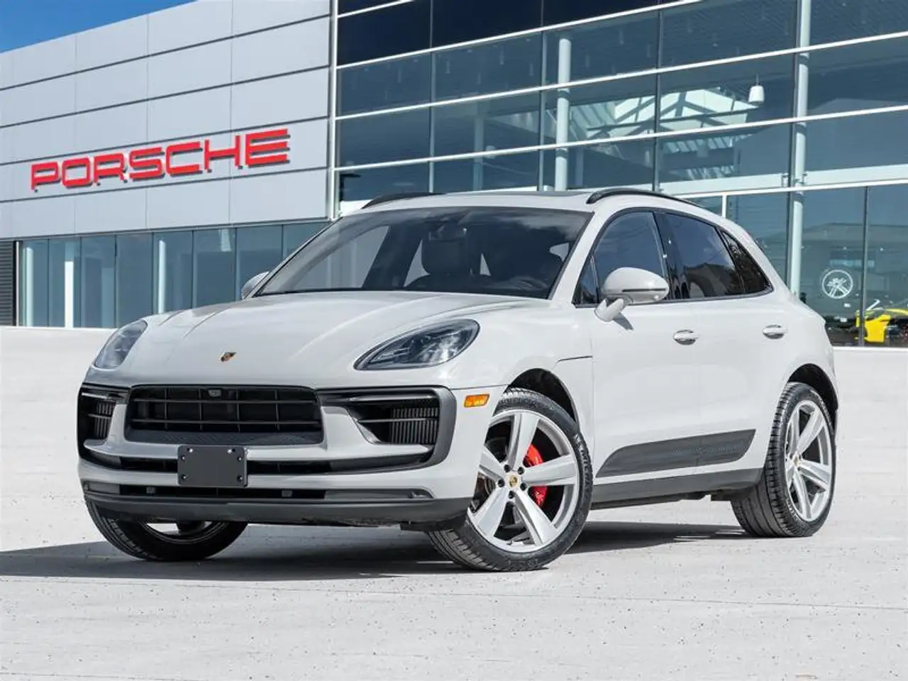 2023 Porsche Macan