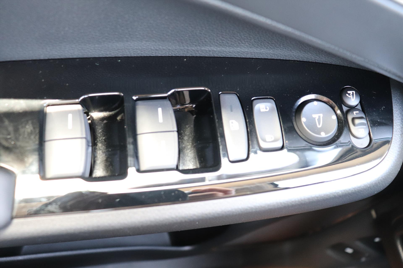 Honda HR-V 1.5 i-MMD 131pk CVT Advance — photo 14