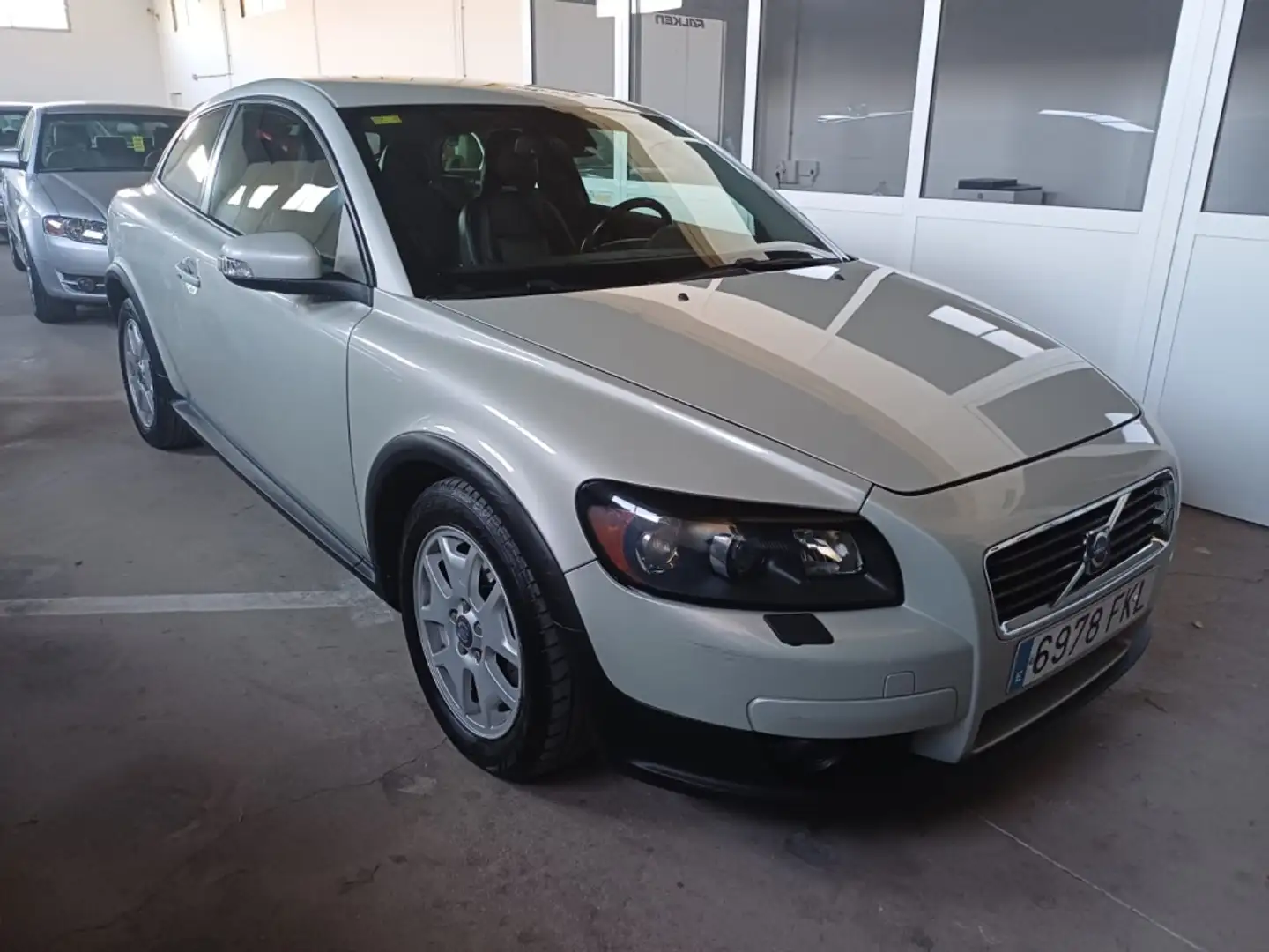 Volvo C30 D5 Summum Geartronic Grau - 1