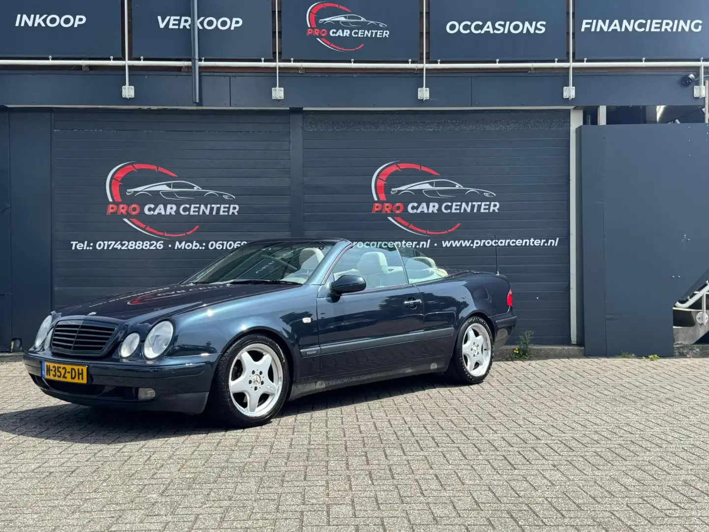Mercedes-Benz CLK 320 Cabrio Elegance AUT|CLIMATE|CRUISE|STOEL.VER|MEMOR Modrá - 1