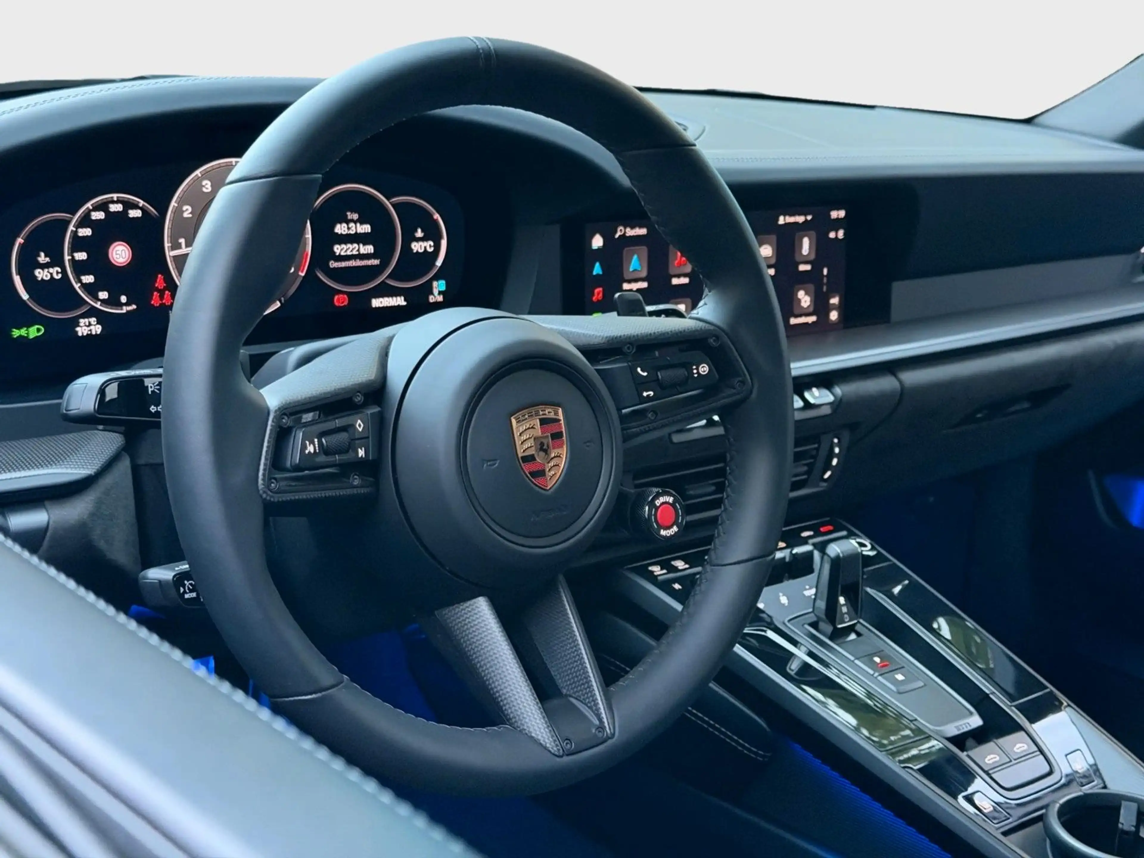 Porsche 992 .2 911 Targa 4 GTS T-Hybrid BURMESTER PCCB LIFT — photo 12