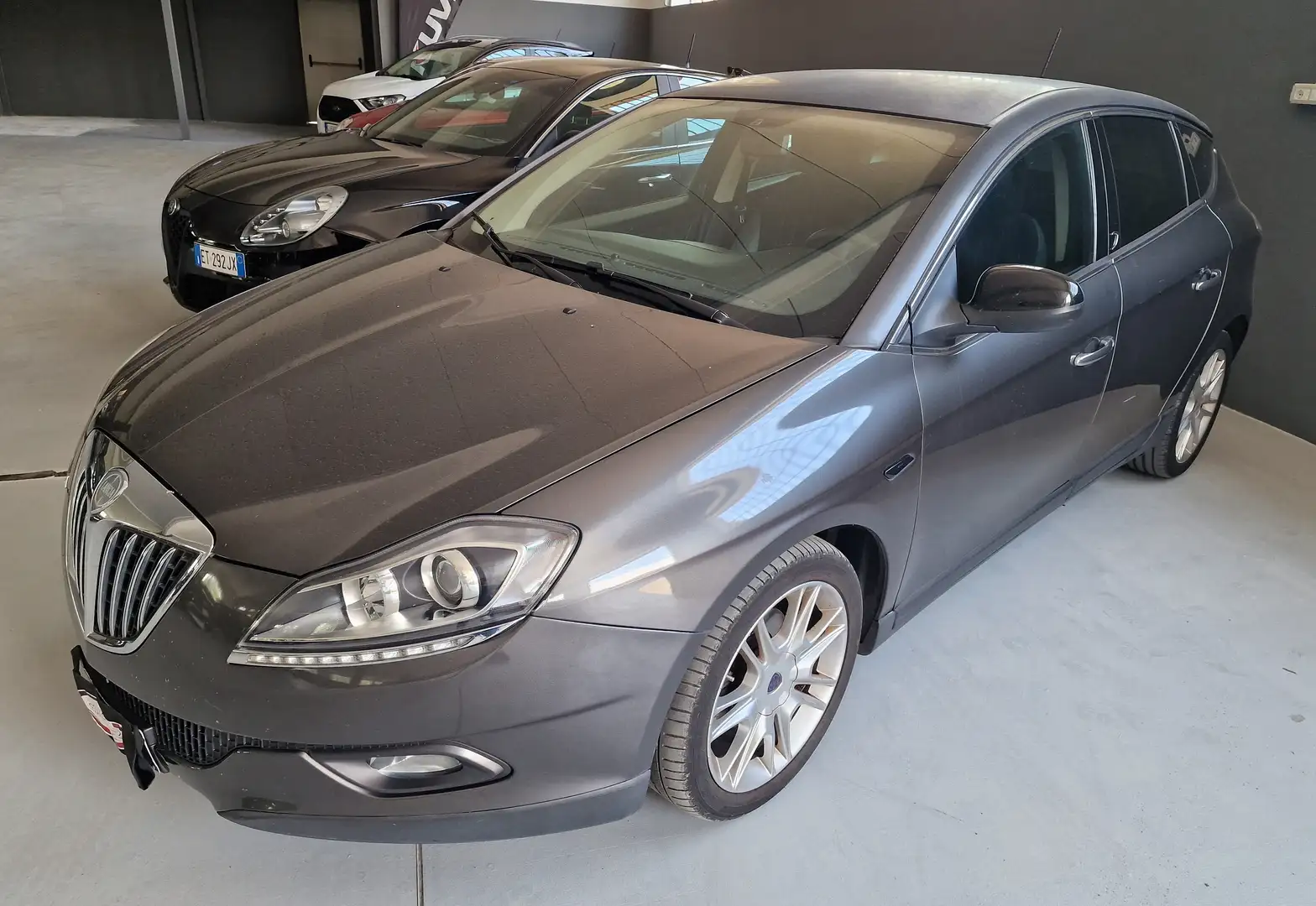 Lancia Delta Delta III 1.4 tjt 120cv Oro ecochic GPL 120cv Grigio - 1