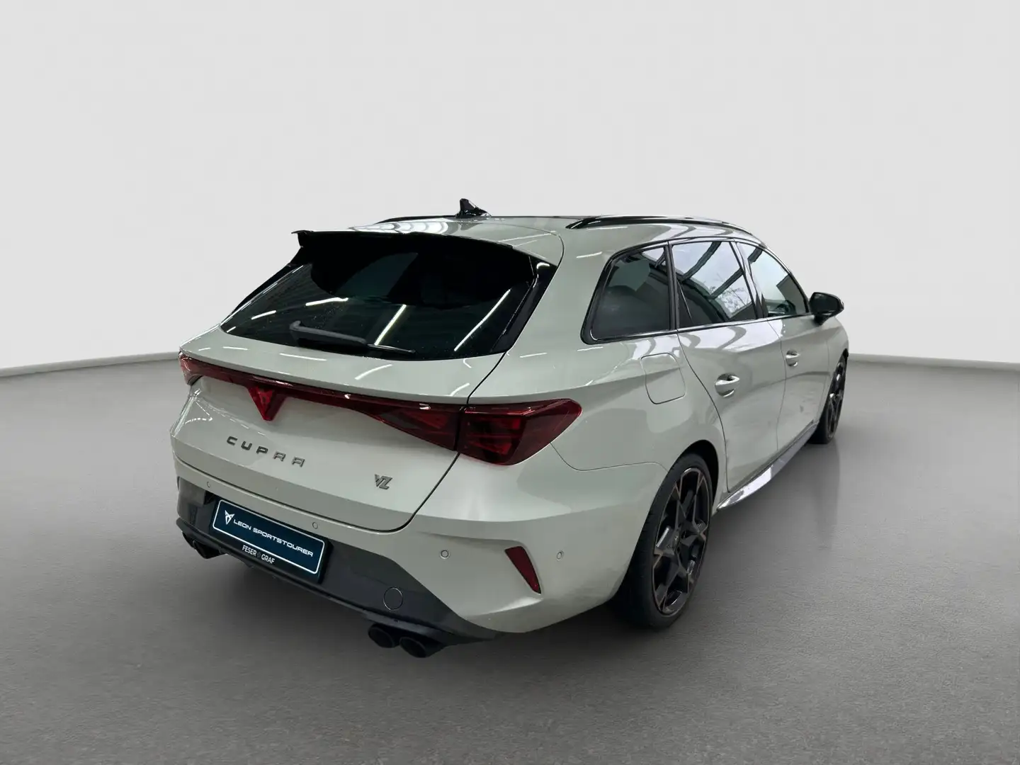 CUPRA Leon 2.0 TSI 245 kW 4Drive VZ Grau - 2