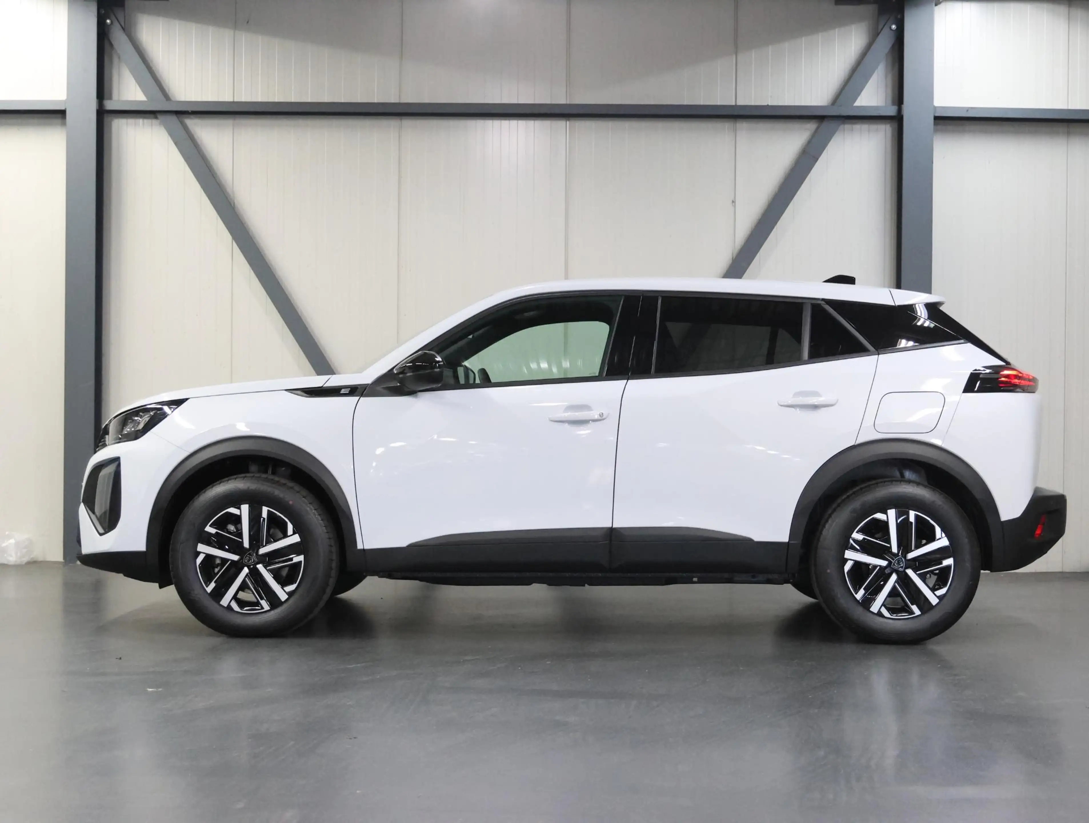 Peugeot e-2008 EV Business 54 kWh 156PK | 1ste eigenaar | AppleCa — photo 2
