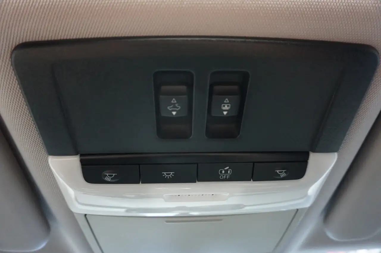 Mitsubishi Outlander снимка Mitsubishi Outlander