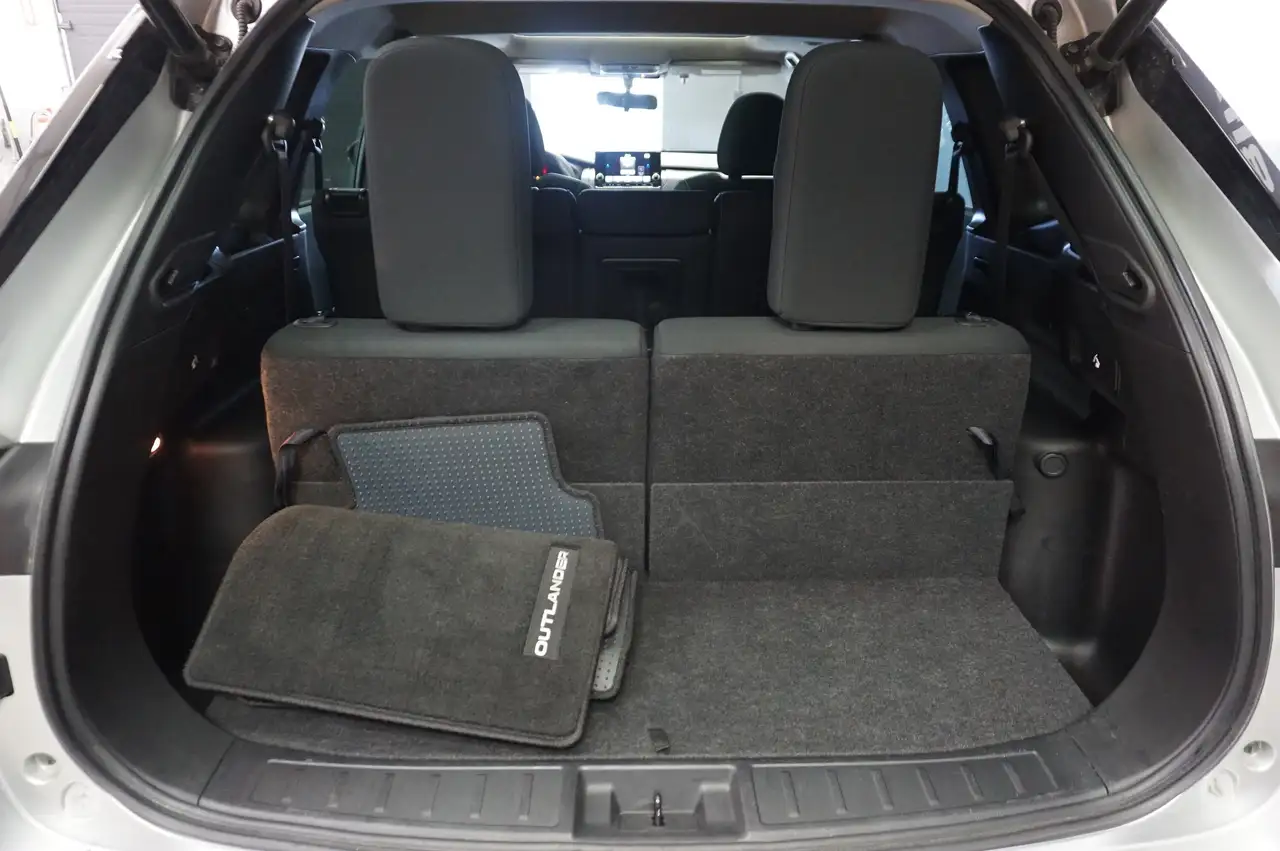 Mitsubishi Outlander снимка Mitsubishi Outlander