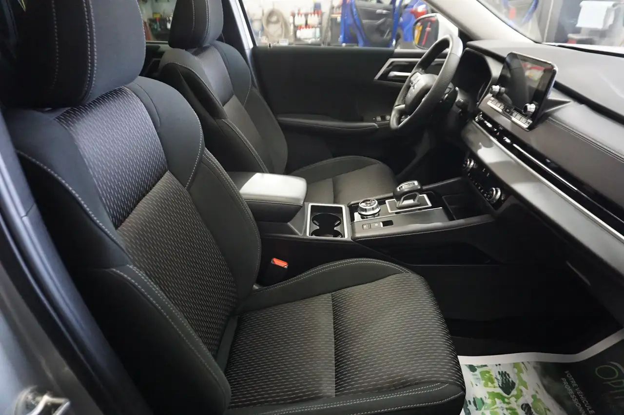 Mitsubishi Outlander снимка Mitsubishi Outlander
