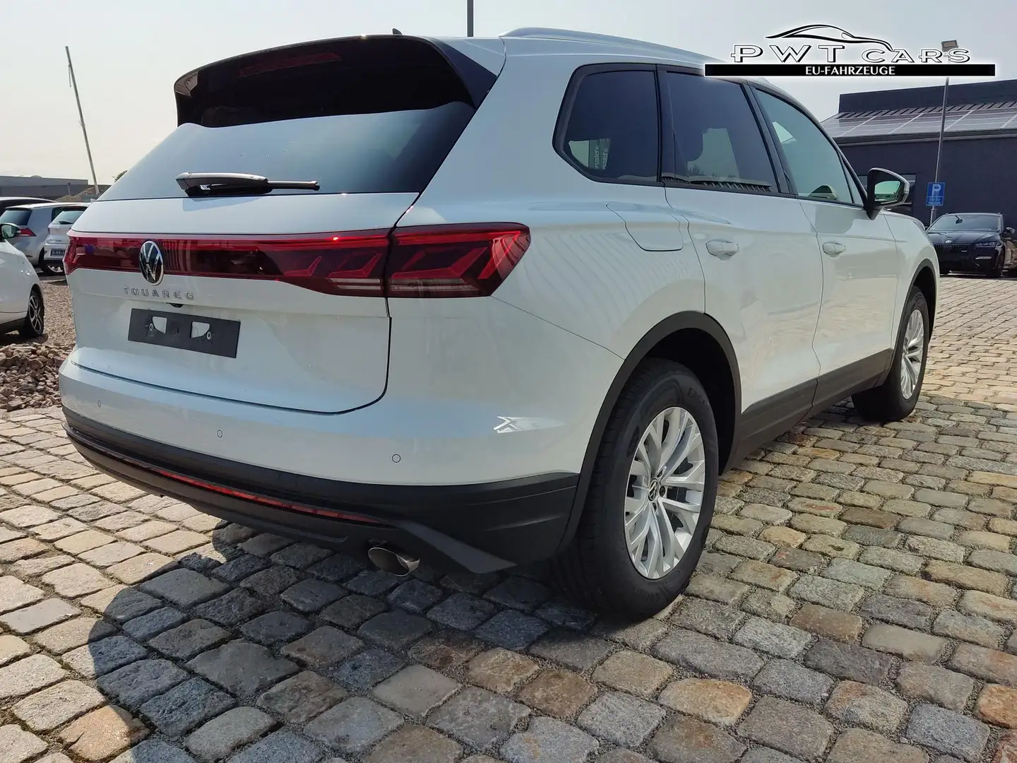 Volkswagen Touareg Limited 3.0 V6 TDI 4Motion Automatik-Anhängerku... Weiß - 2