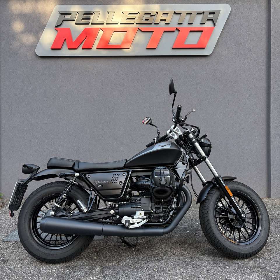 Moto Guzzi V 9