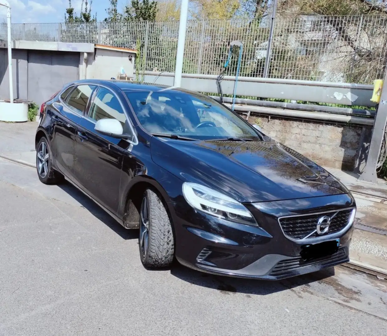 Volvo V40 1.6 d2 R-design Momentum powershift - 1