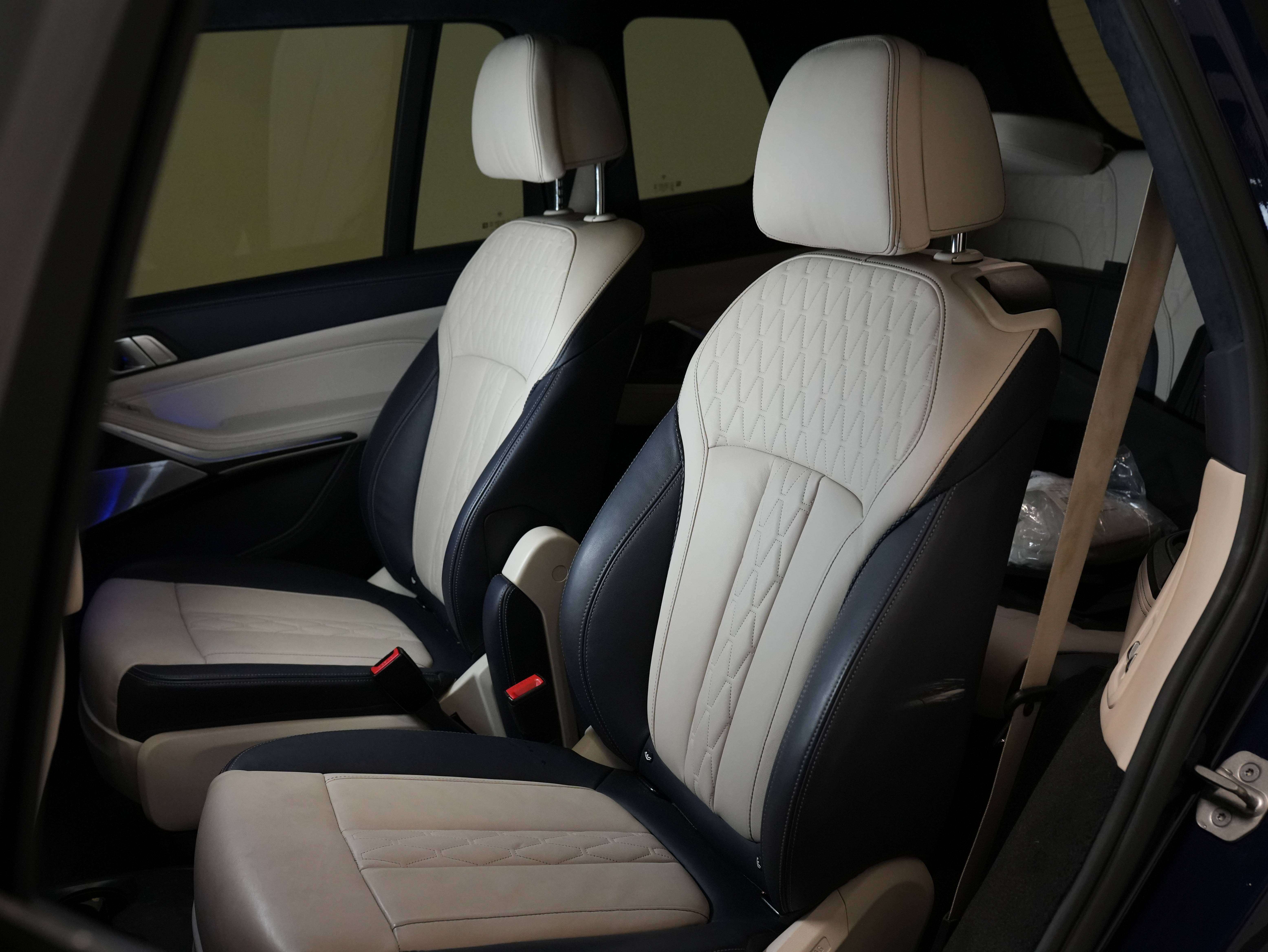 used 2021 BMW X7 car, priced at $61,900