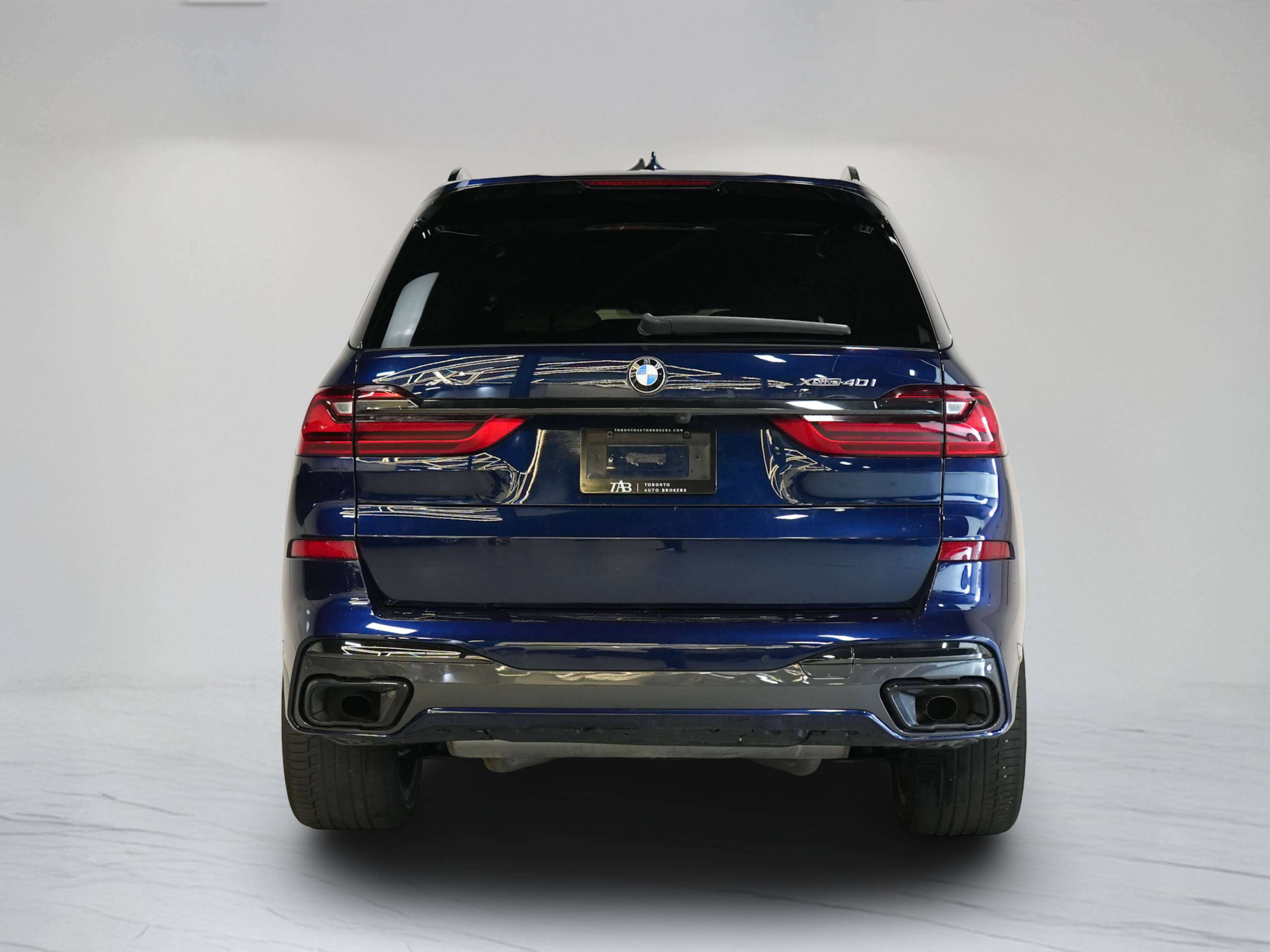 used 2021 BMW X7 car, priced at $61,900