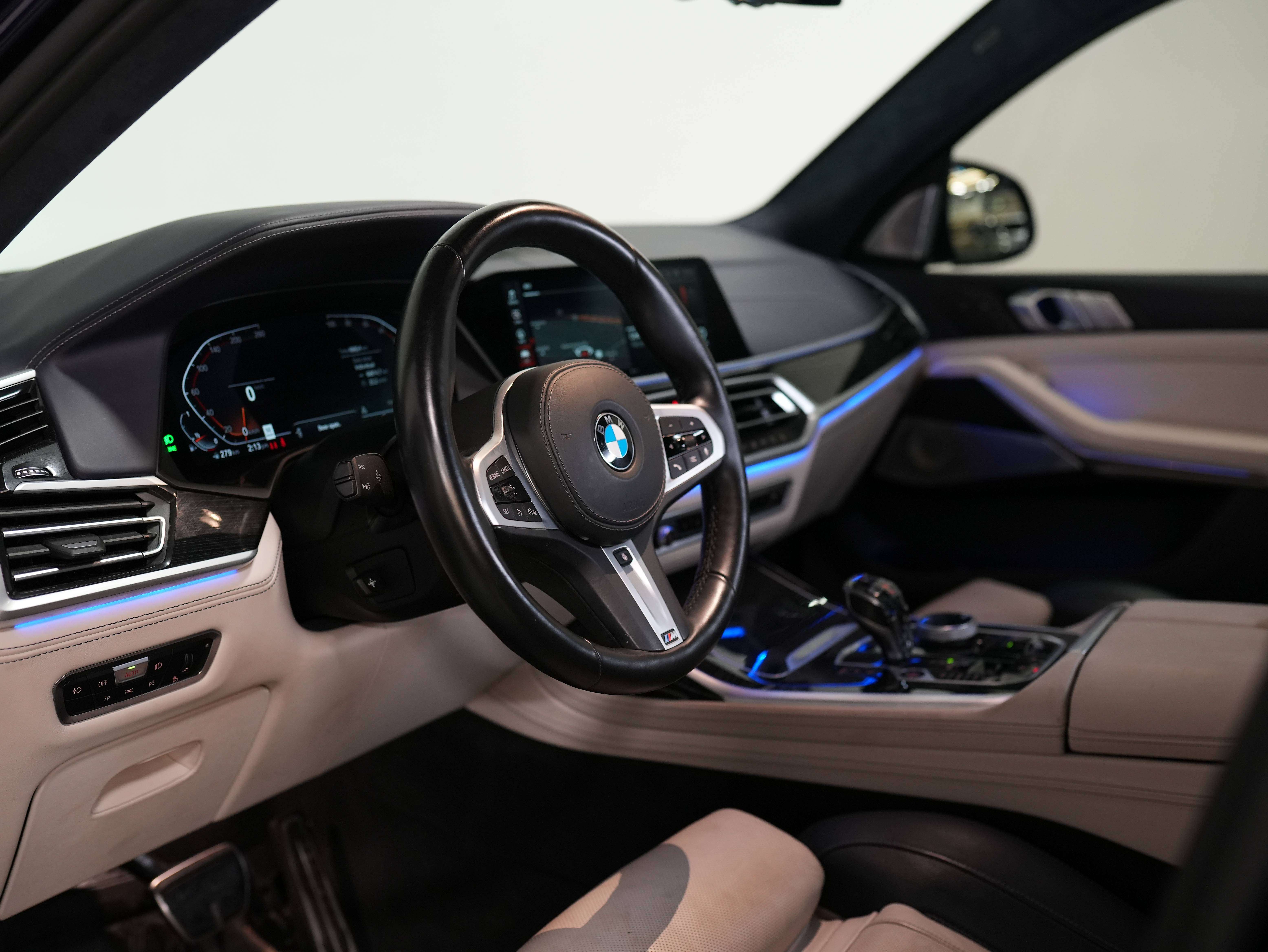 used 2021 BMW X7 car, priced at $61,900