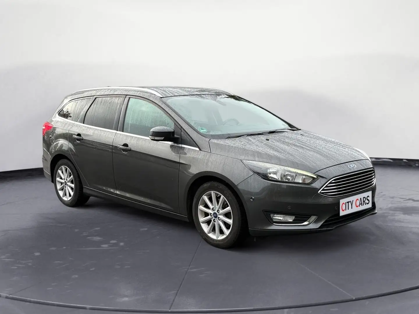 Ford Focus Turnier Titanium Navi Kamera Gris - 2