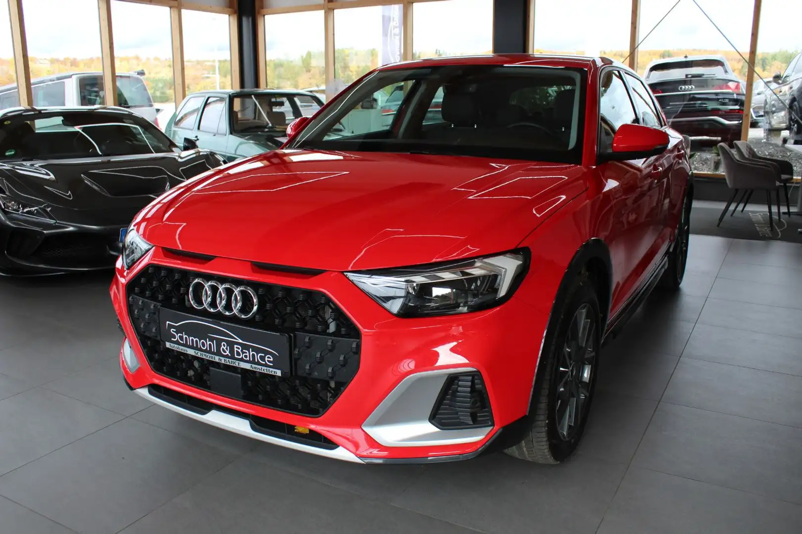 Audi A1 citycarver 35 TFSI S tronic*NAVI*LED*VIRT* Rot - 1