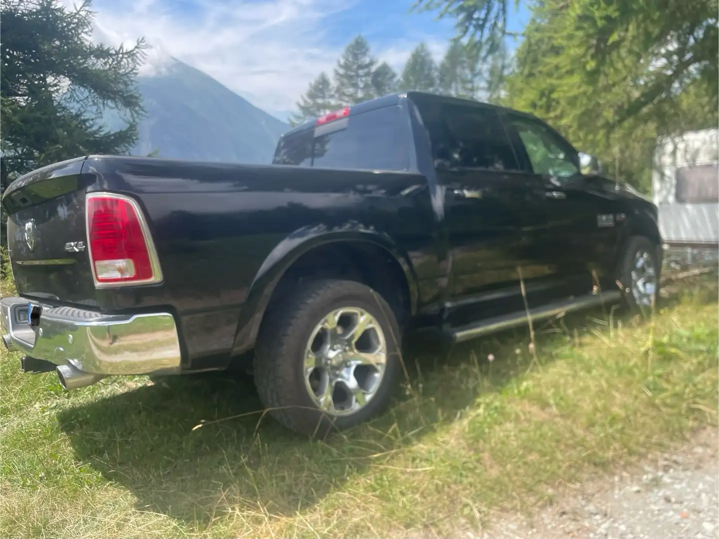 RAM 1500 laramie - 2