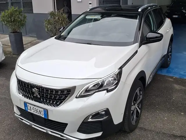 Peugeot 3008 3008 1.5 bluehdi Allure-Tetto, camera 360, full!
