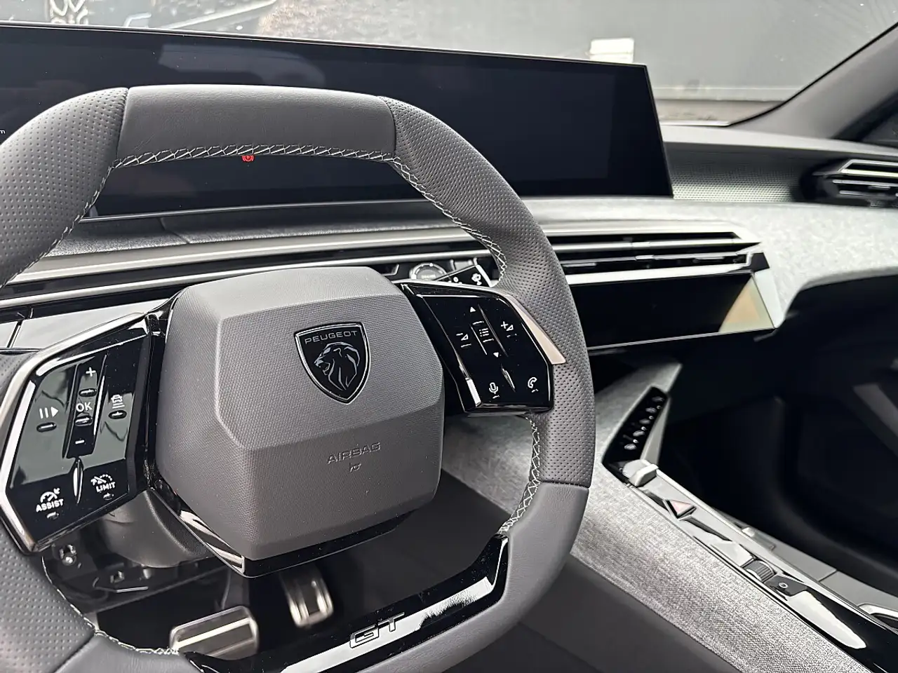 Peugeot 5008 2026 — фото 13