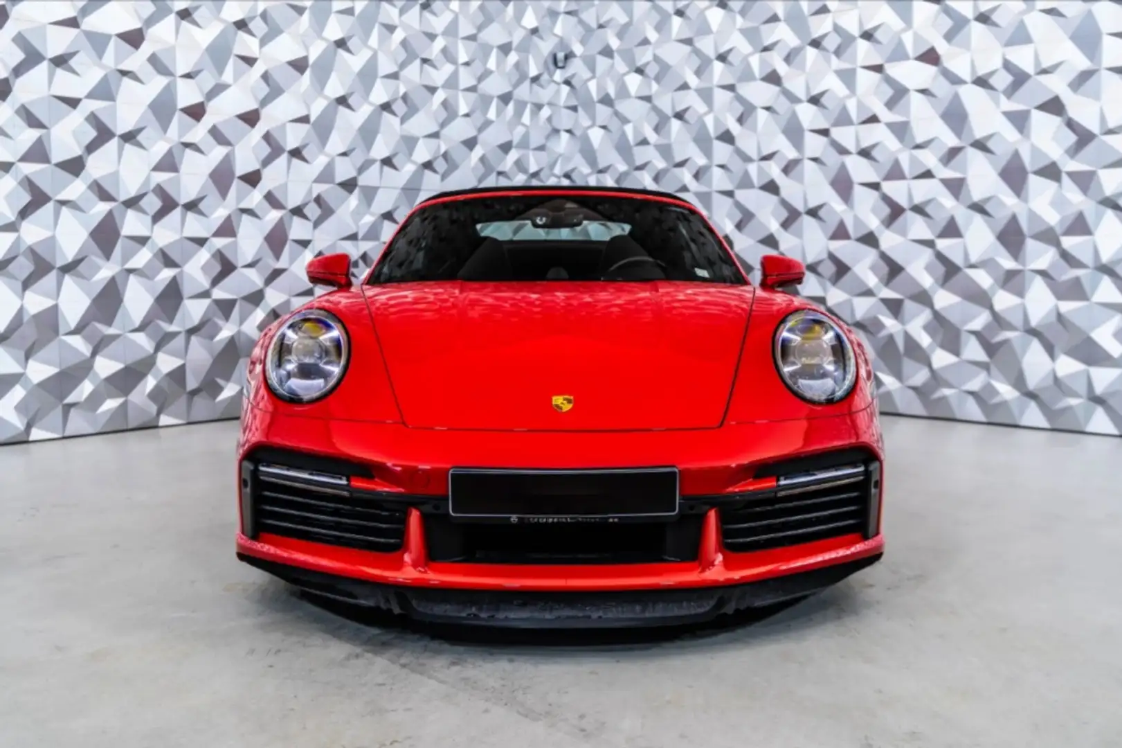 Porsche 992 Turbo S Coupé PDK Rosso - 2