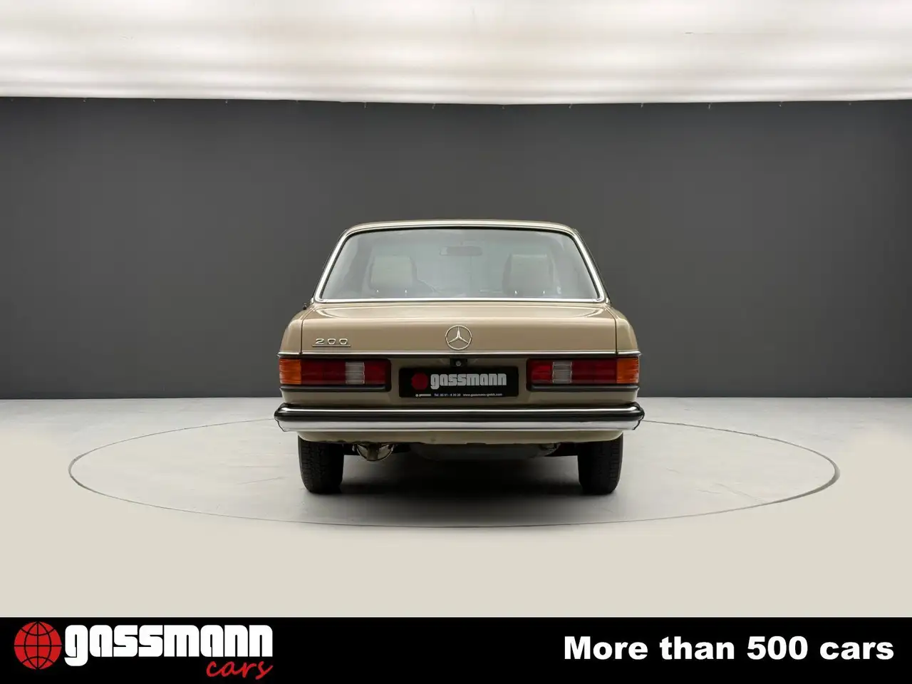 Mercedes-Benz 200 Limousine W123, foto 7