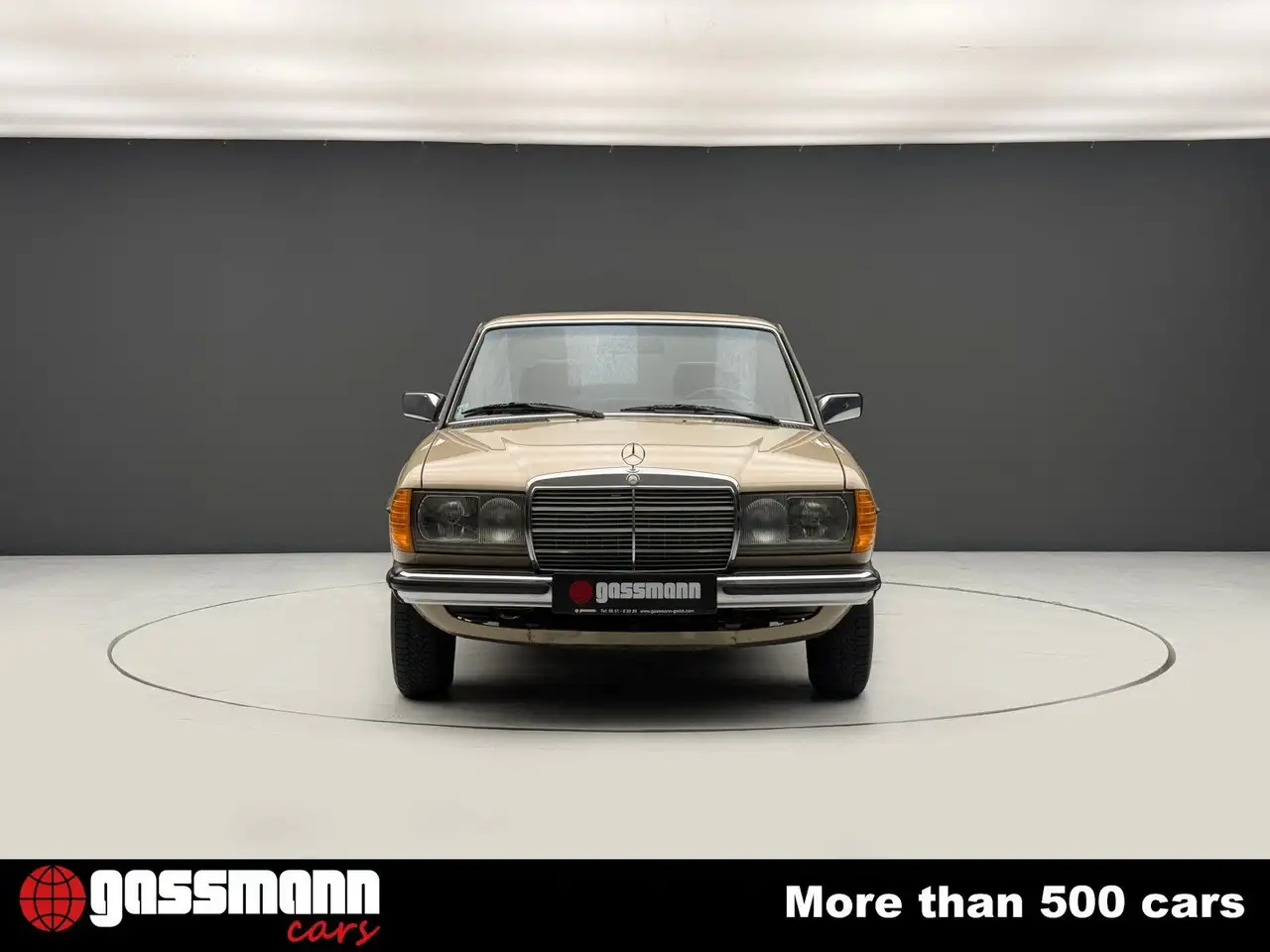 Mercedes-Benz 200 Limousine W123, foto 2