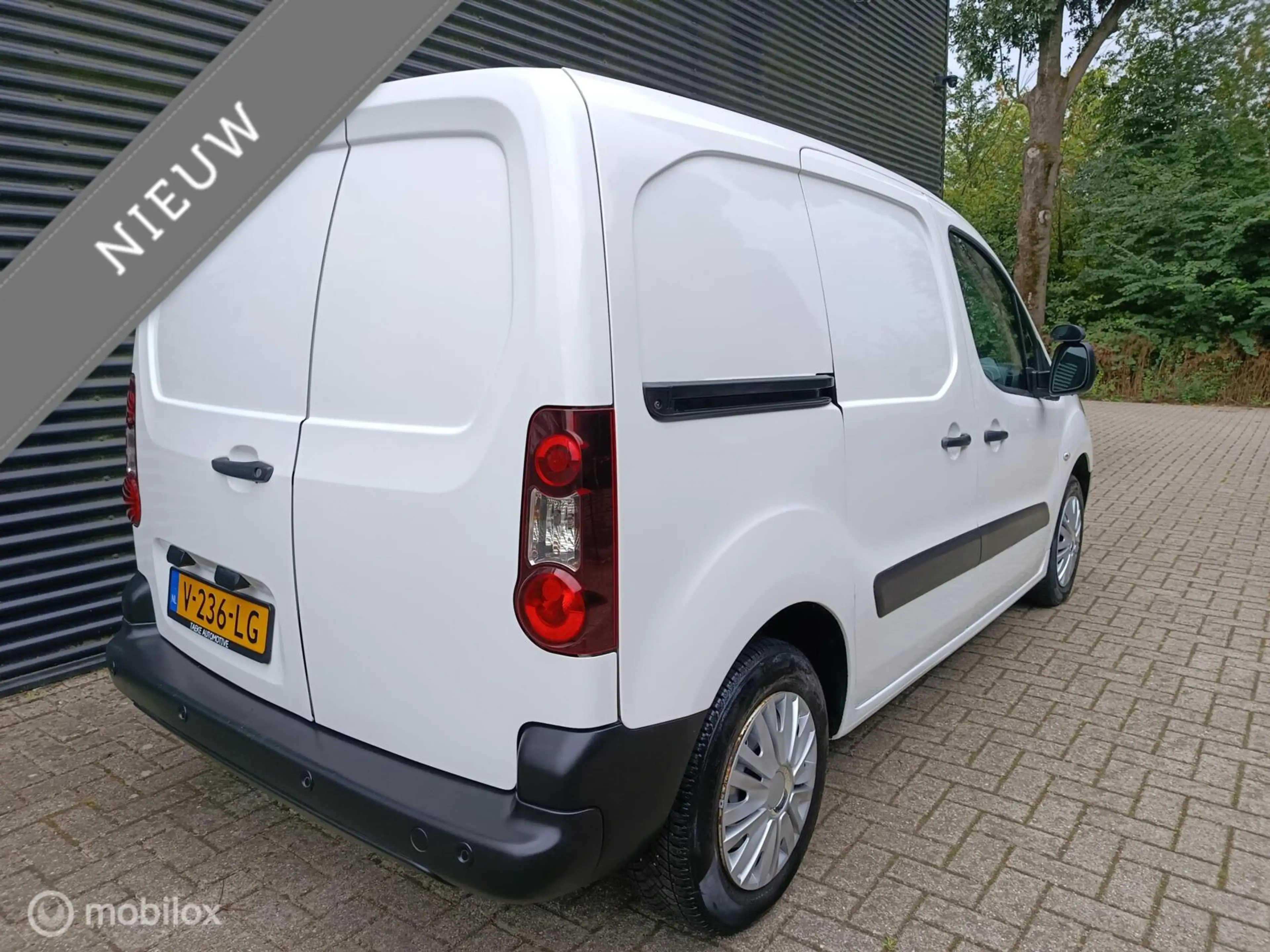 Peugeot Partner bestel 120 1.6 BlueHDi 75 L1 Pro Cruise, Navi, Air — photo 6