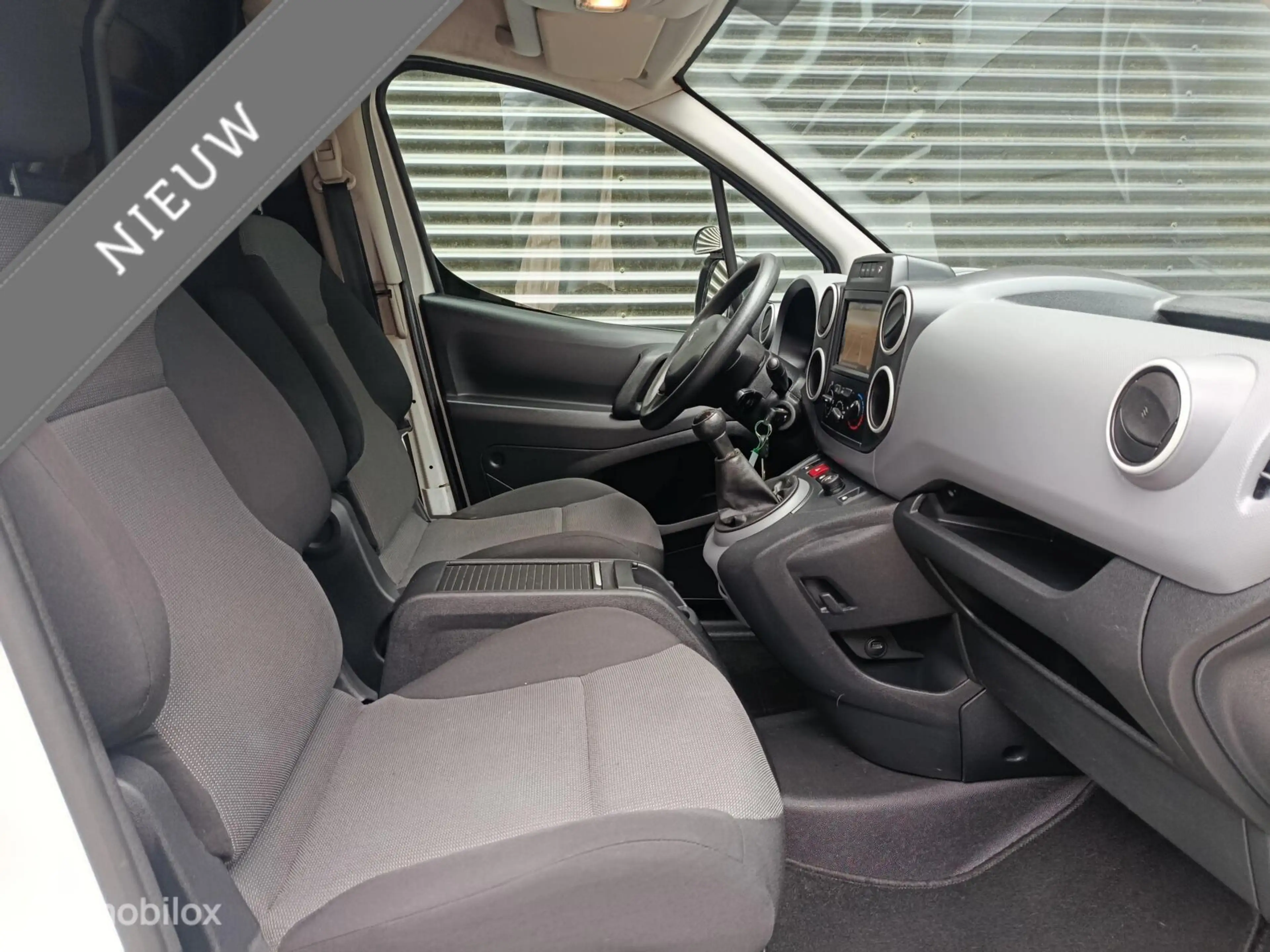 Peugeot Partner bestel 120 1.6 BlueHDi 75 L1 Pro Cruise, Navi, Air — photo 9