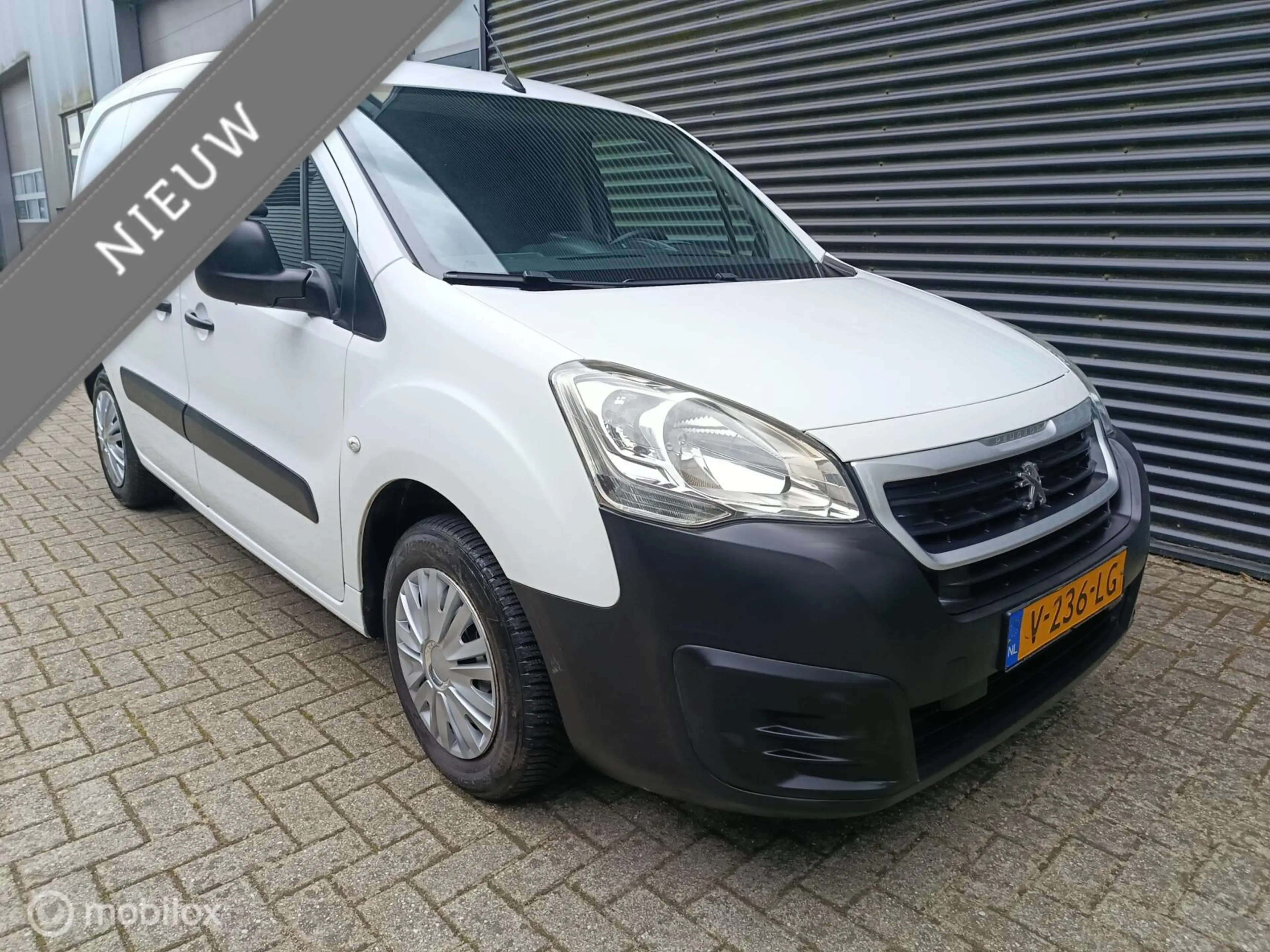 Peugeot Partner bestel 120 1.6 BlueHDi 75 L1 Pro Cruise, Navi, Air — photo 2