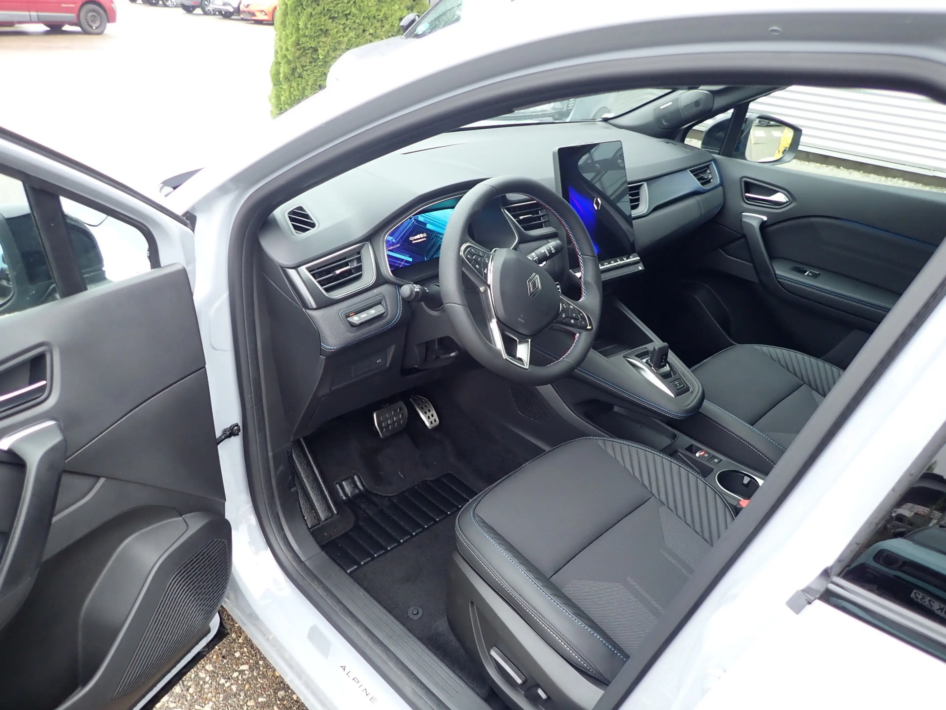 Renault Symbioz Esprit Alpine Full Hybrid E-Tech 160 — photo 9