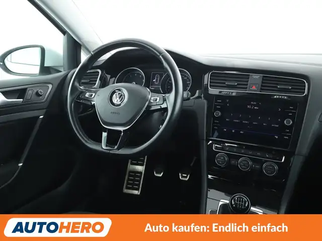 Volkswagen Golf view 13