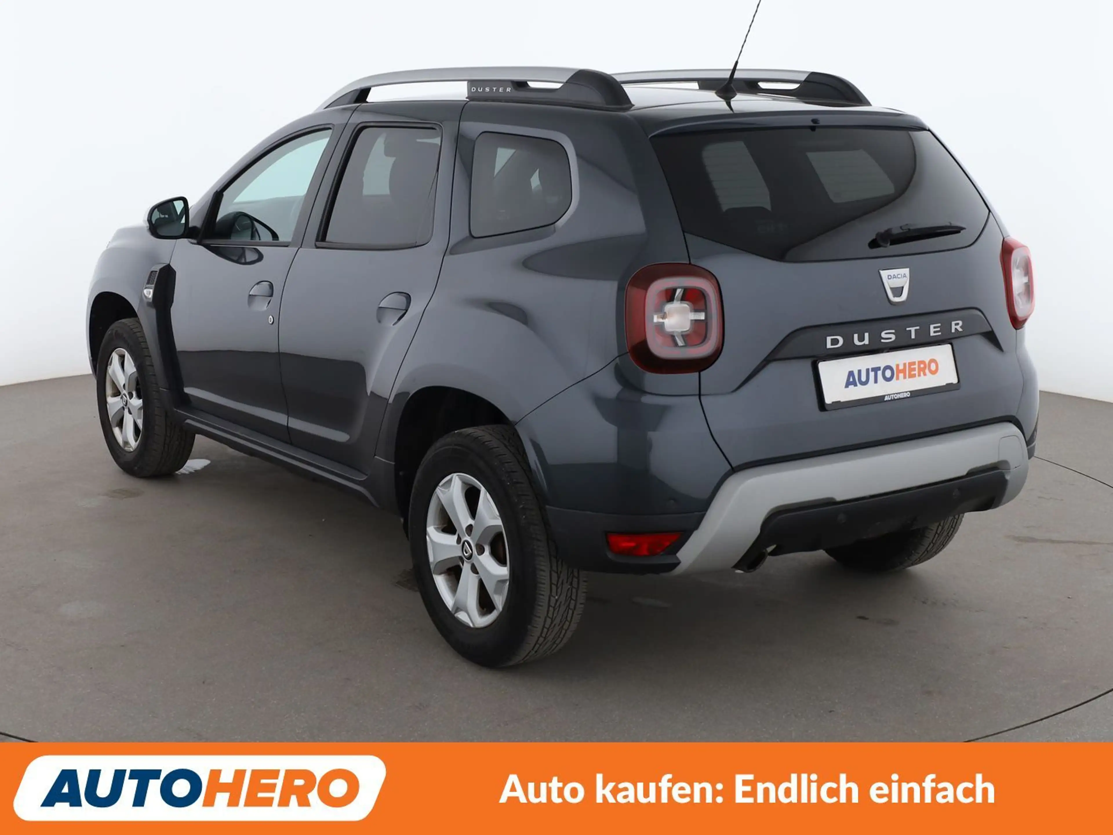 Dacia Duster 1.6 SCe Comfort*NAVI*TEMPO*CAM*PDC*SHZ*KLIMA* — photo 4
