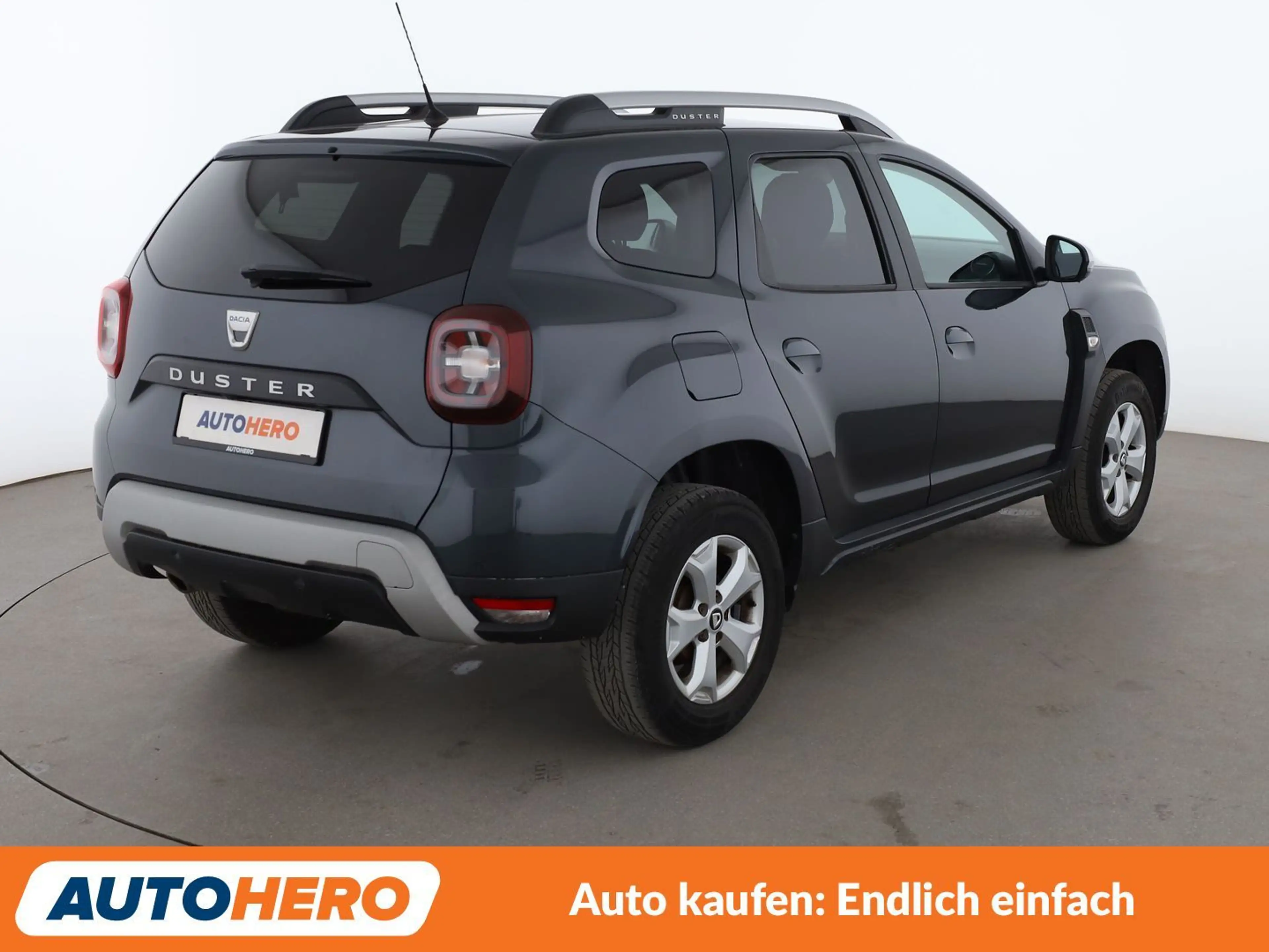 Dacia Duster 1.6 SCe Comfort*NAVI*TEMPO*CAM*PDC*SHZ*KLIMA* — photo 6