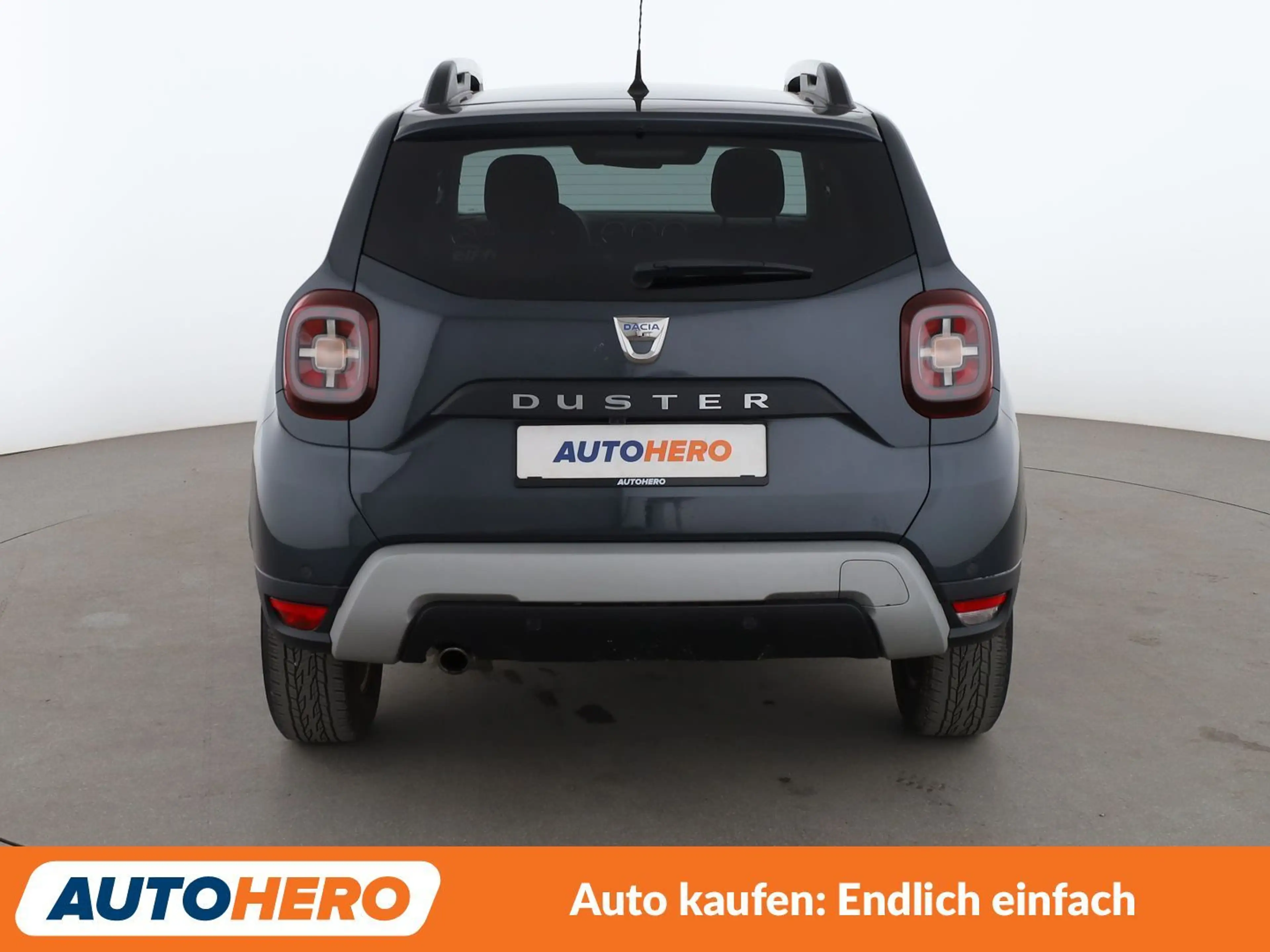 Dacia Duster 1.6 SCe Comfort*NAVI*TEMPO*CAM*PDC*SHZ*KLIMA* — photo 5