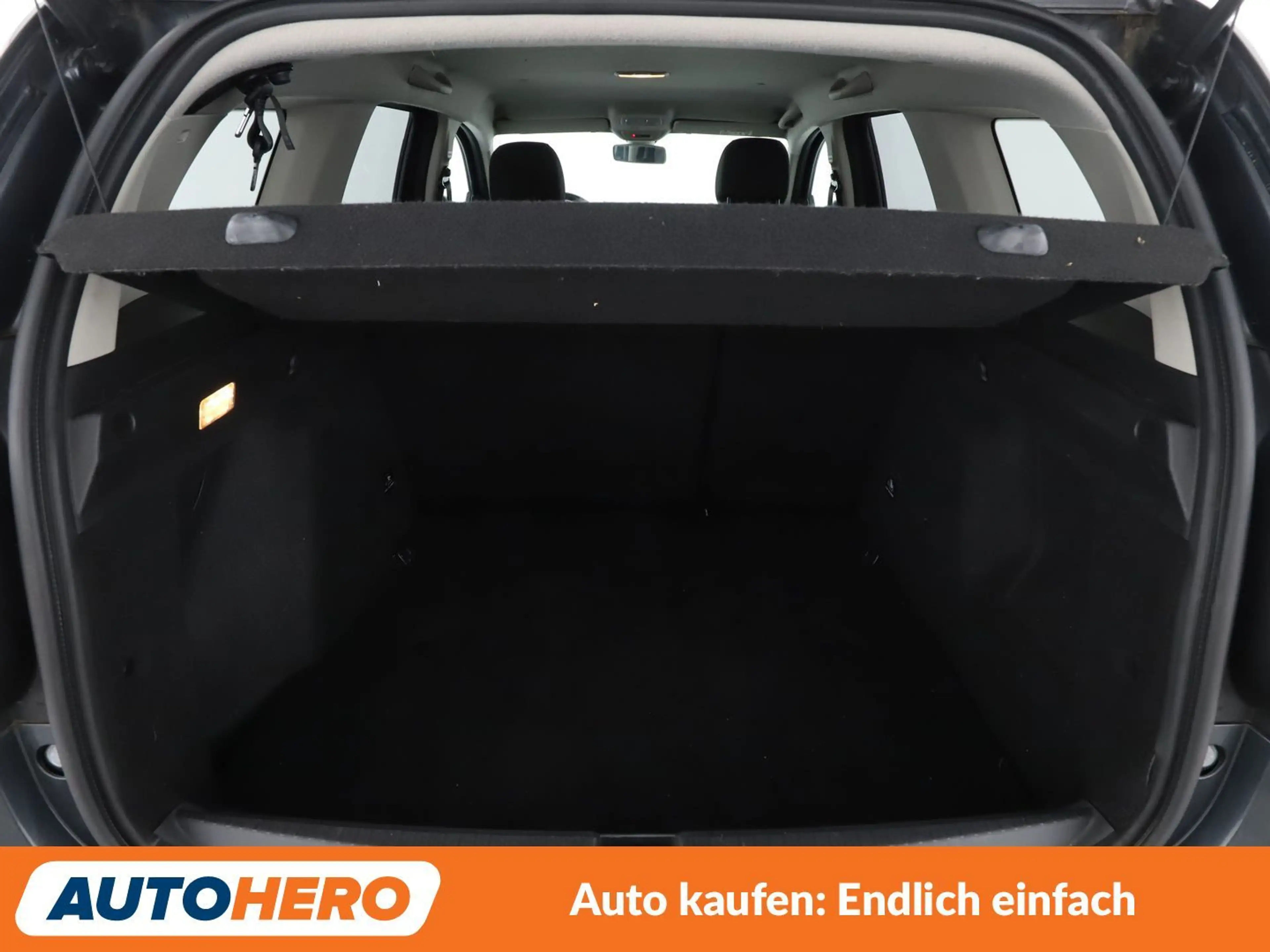 Dacia Duster 1.6 SCe Comfort*NAVI*TEMPO*CAM*PDC*SHZ*KLIMA* — photo 17