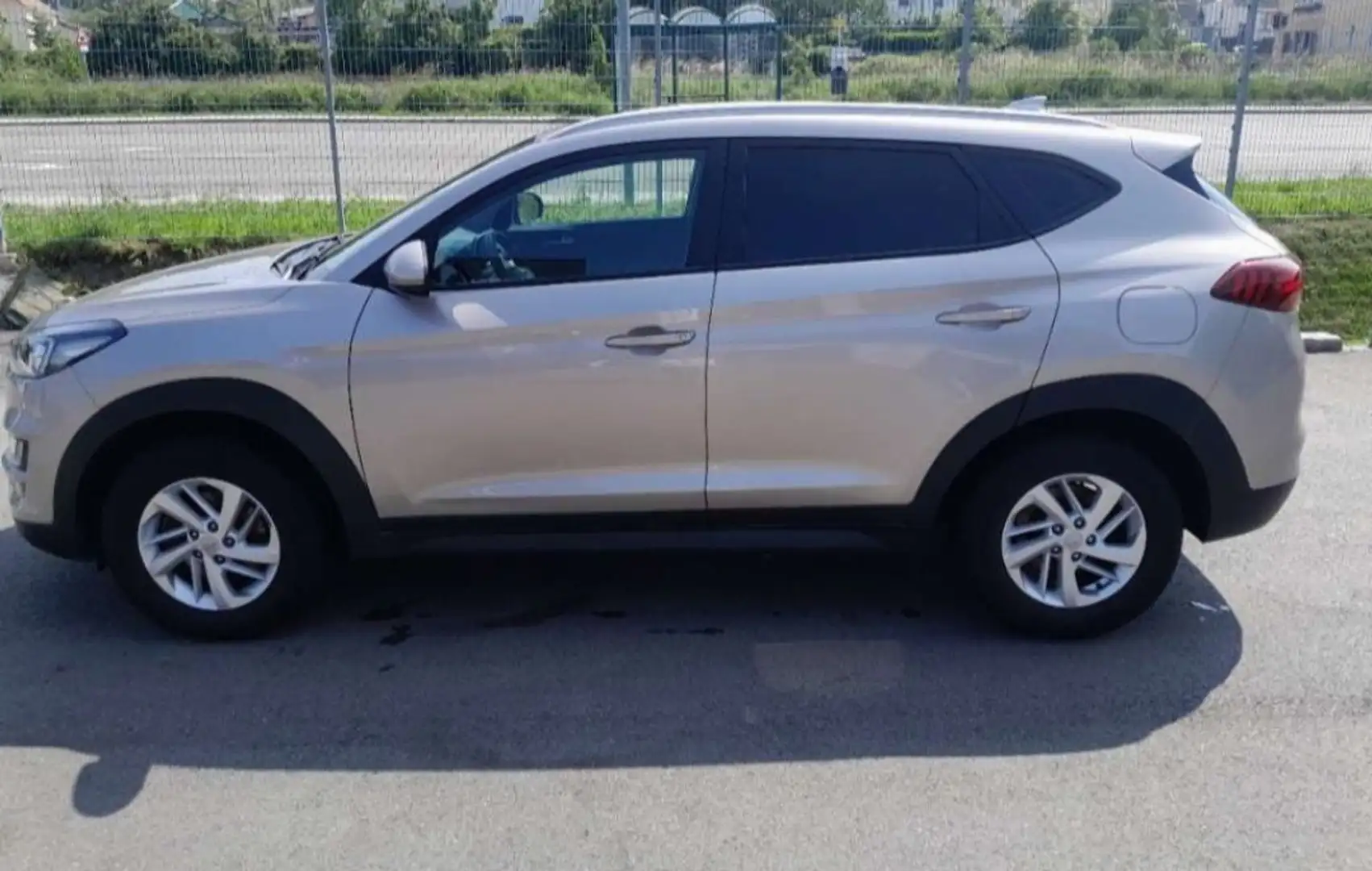Hyundai TUCSON 1,6 GDI Run Beige - 2