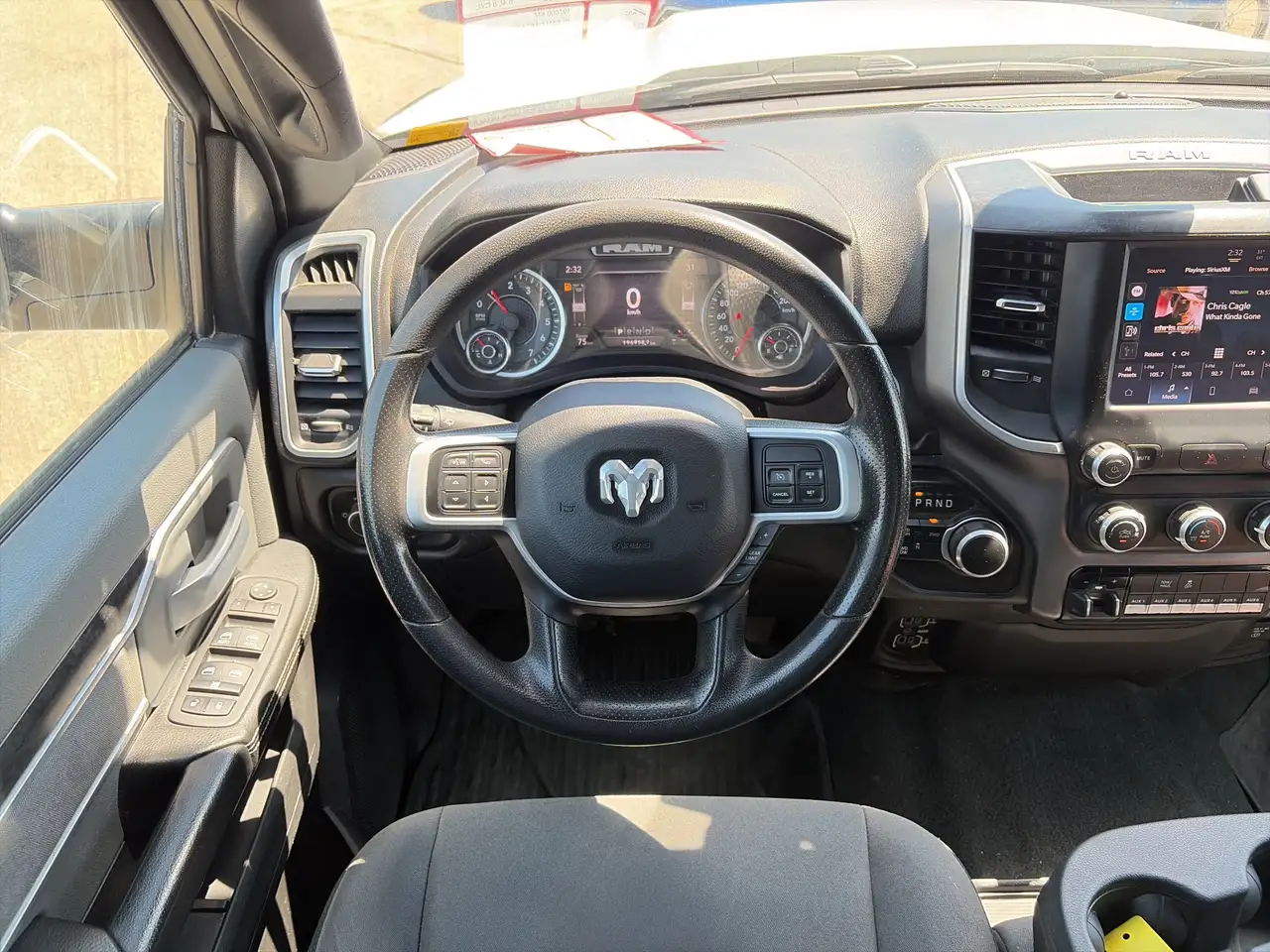 RAM 2500 снимка RAM 2500